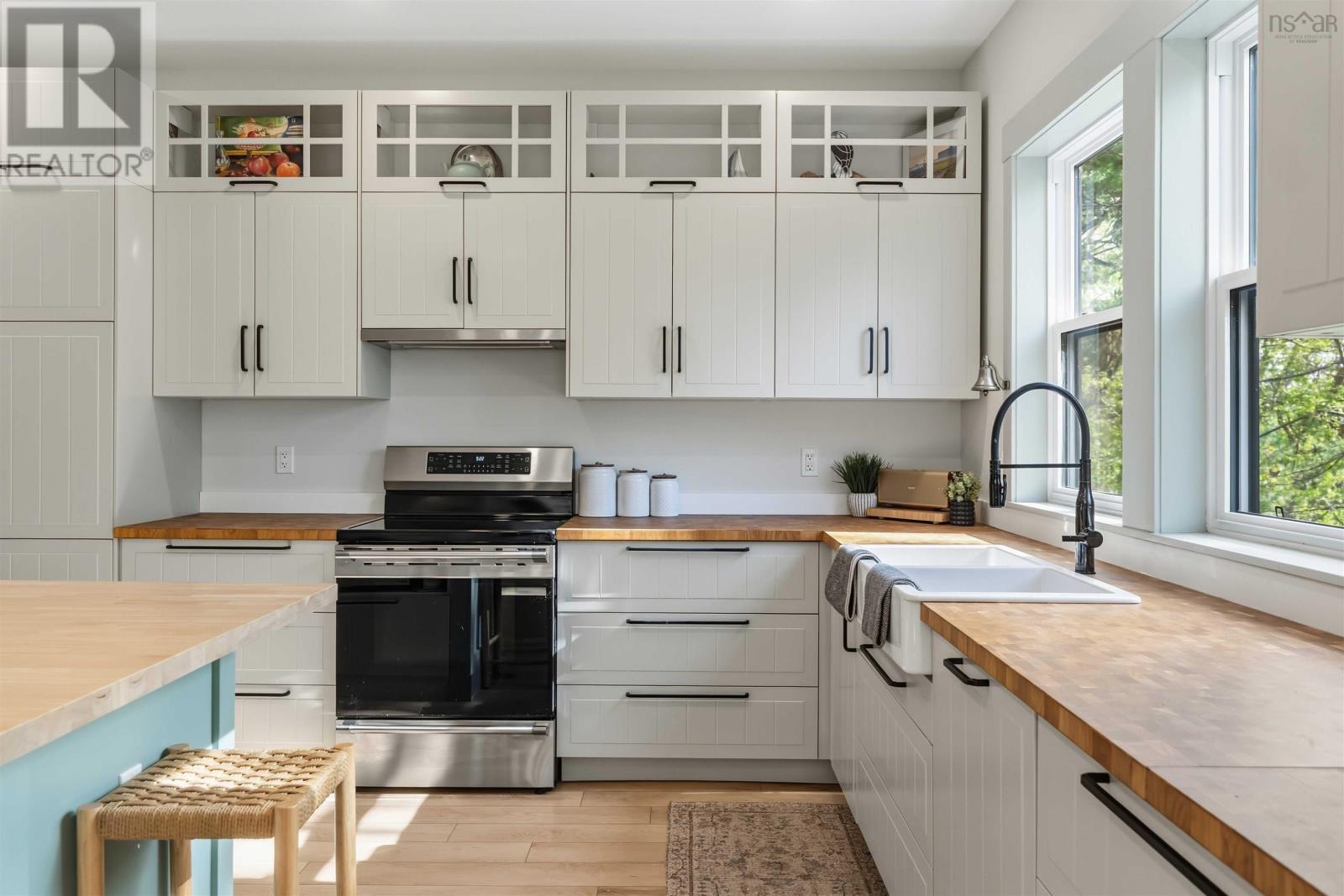 25 Cortland Crescent - 8