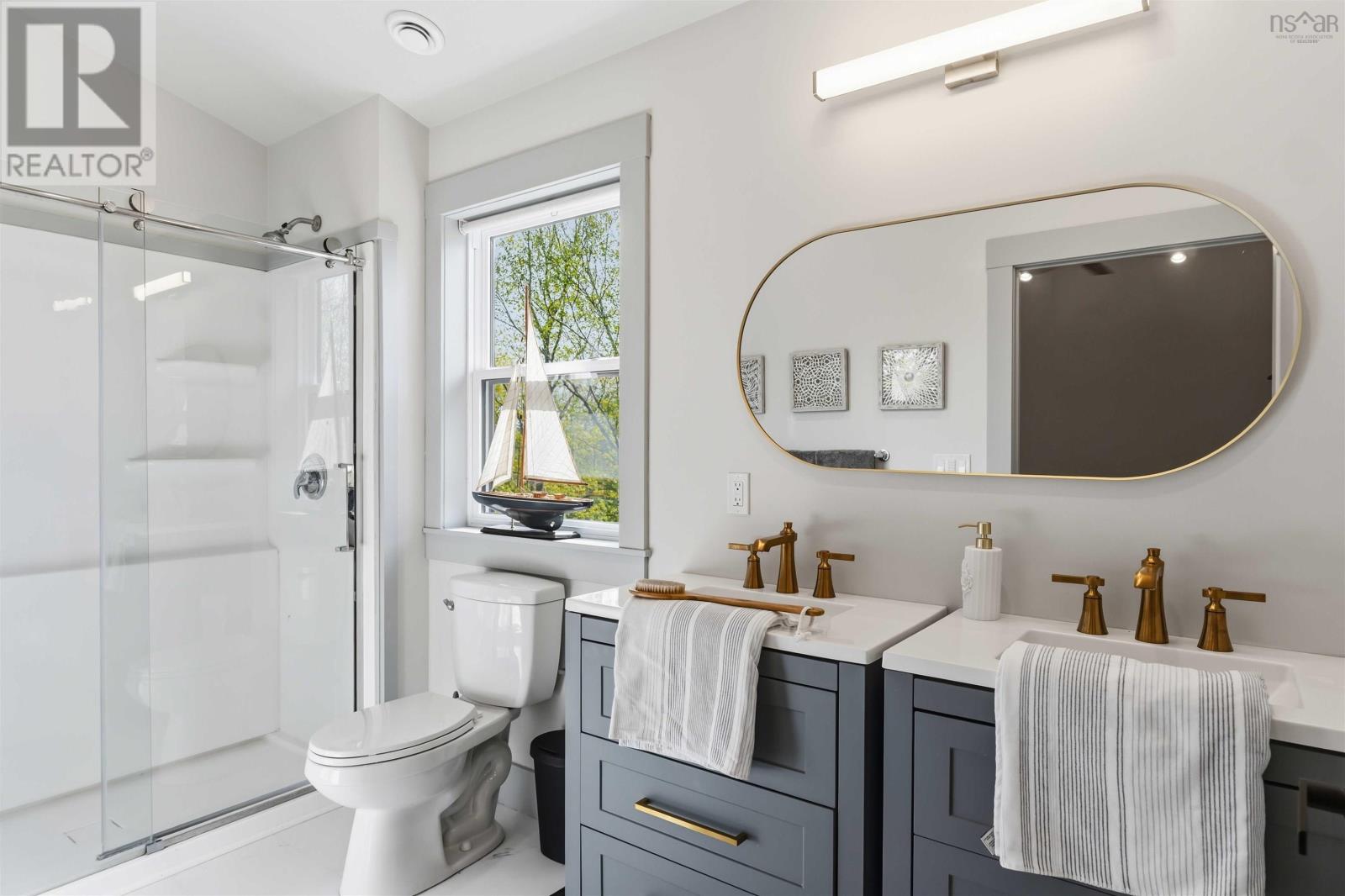 25 Cortland Crescent - 24