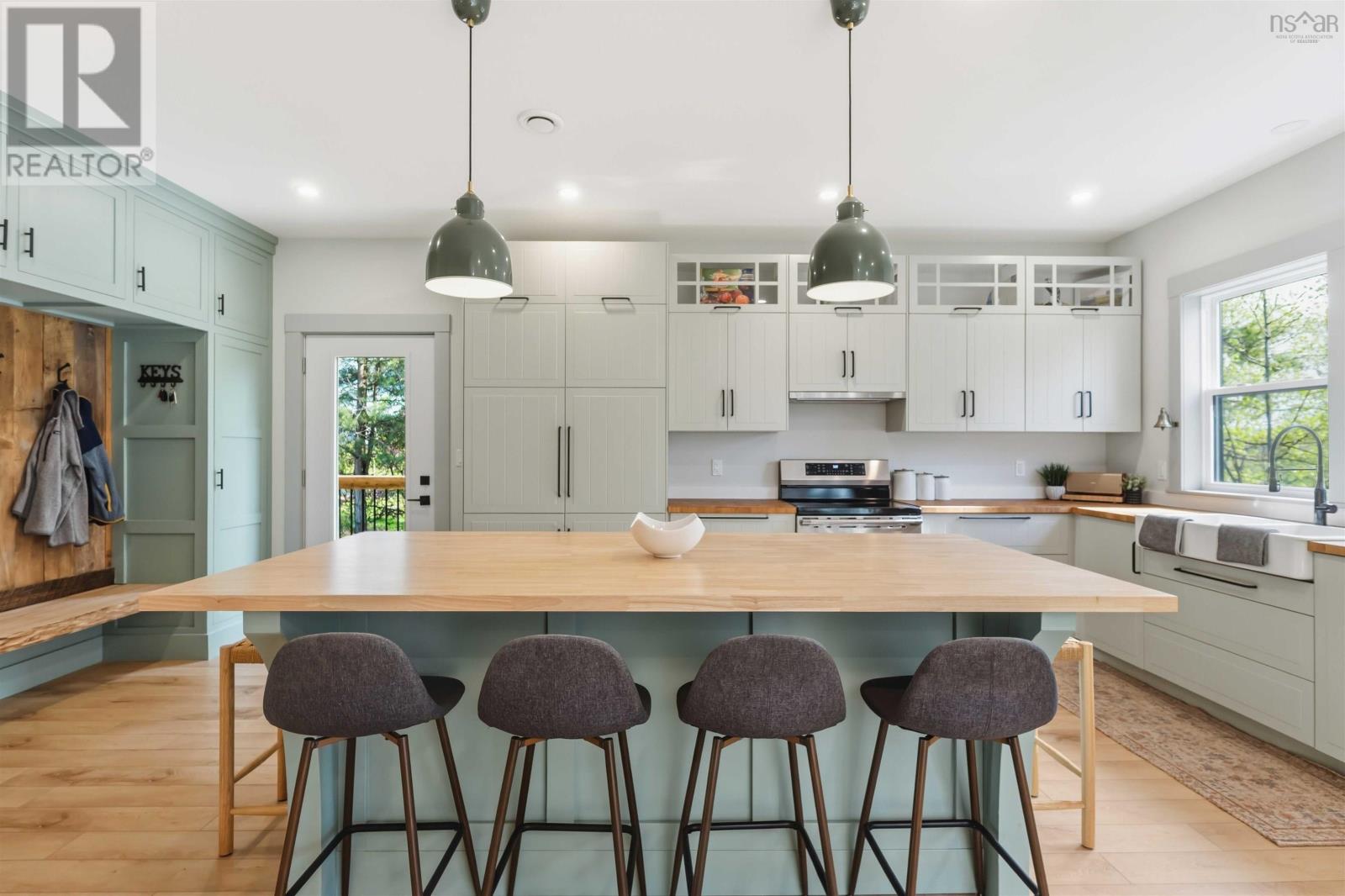 25 Cortland Crescent - 9