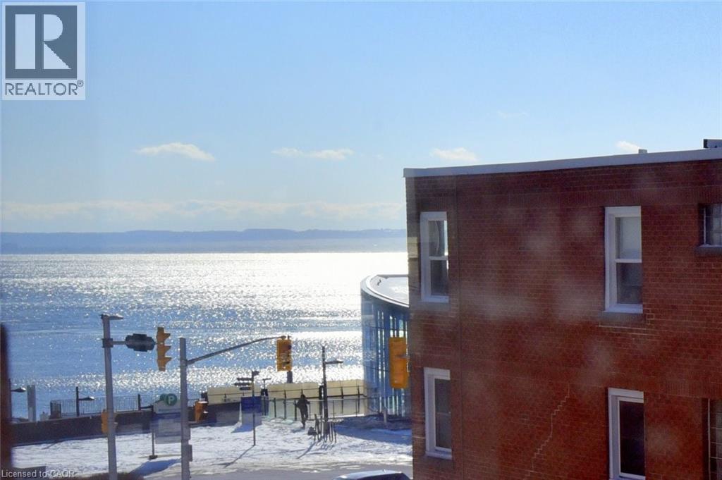 #16 1351 LAKESHORE Road - 11
