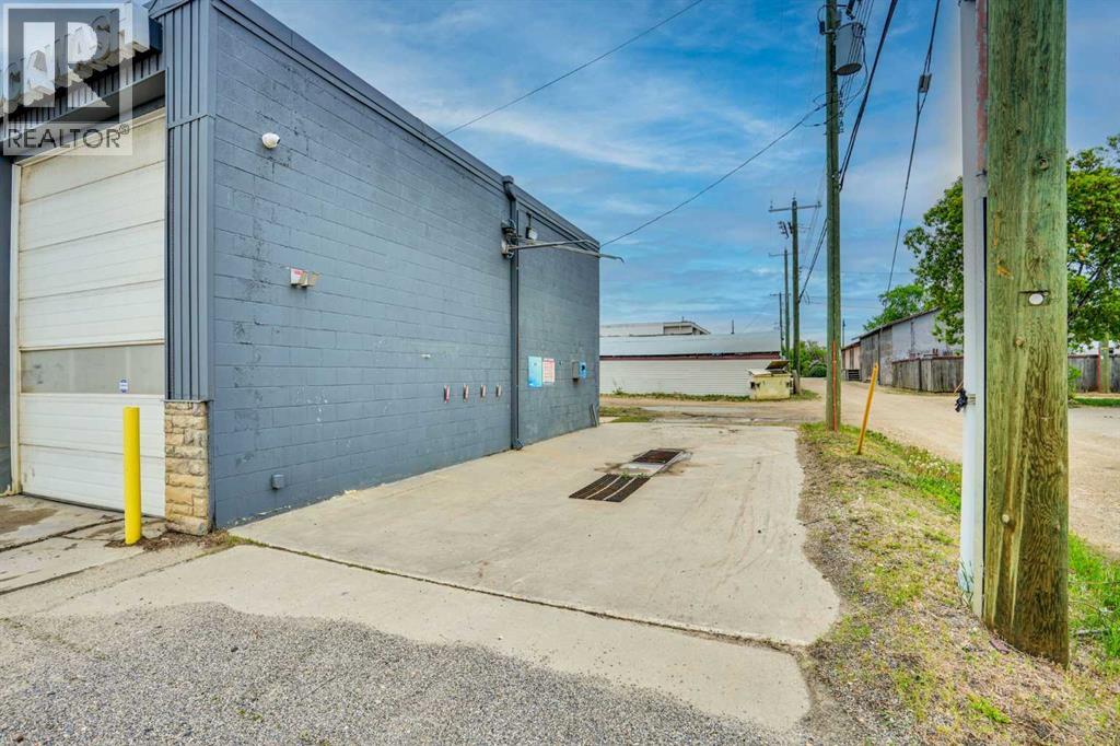 4901 Broadway Avenue - Photo 37