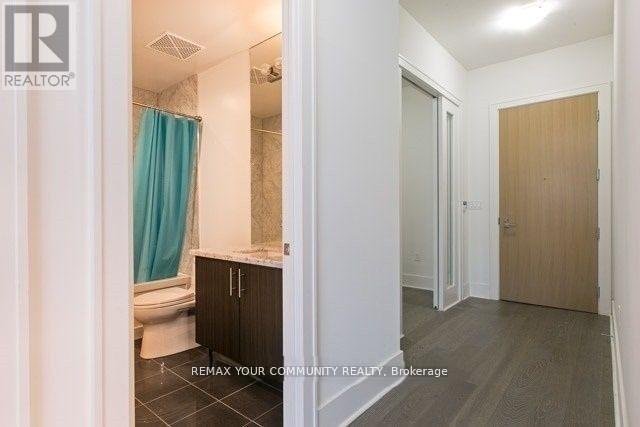#918 29 QUEENS QUAY E - 11