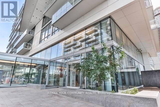 #918 29 QUEENS QUAY E - 29
