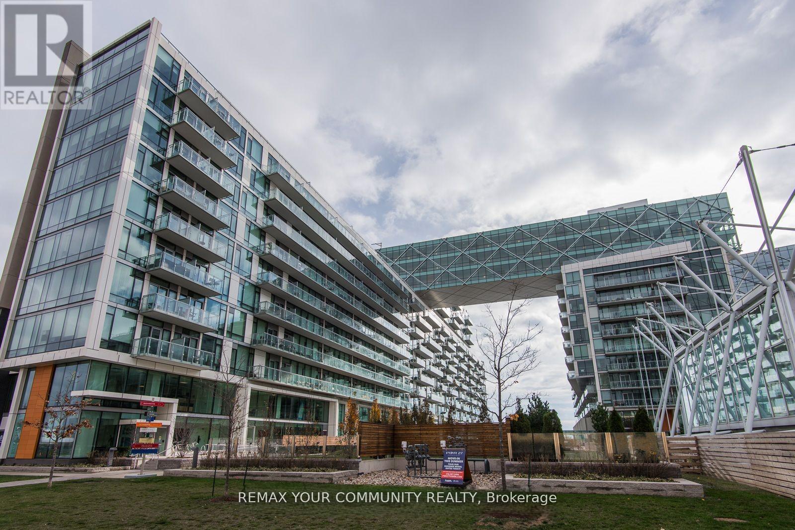 #815 39 QUEENS QUAY E - 1
