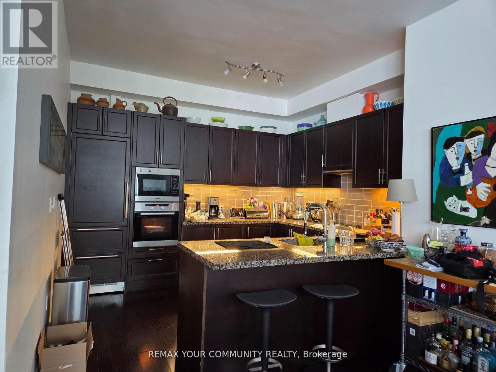 #815 39 QUEENS QUAY E - 5