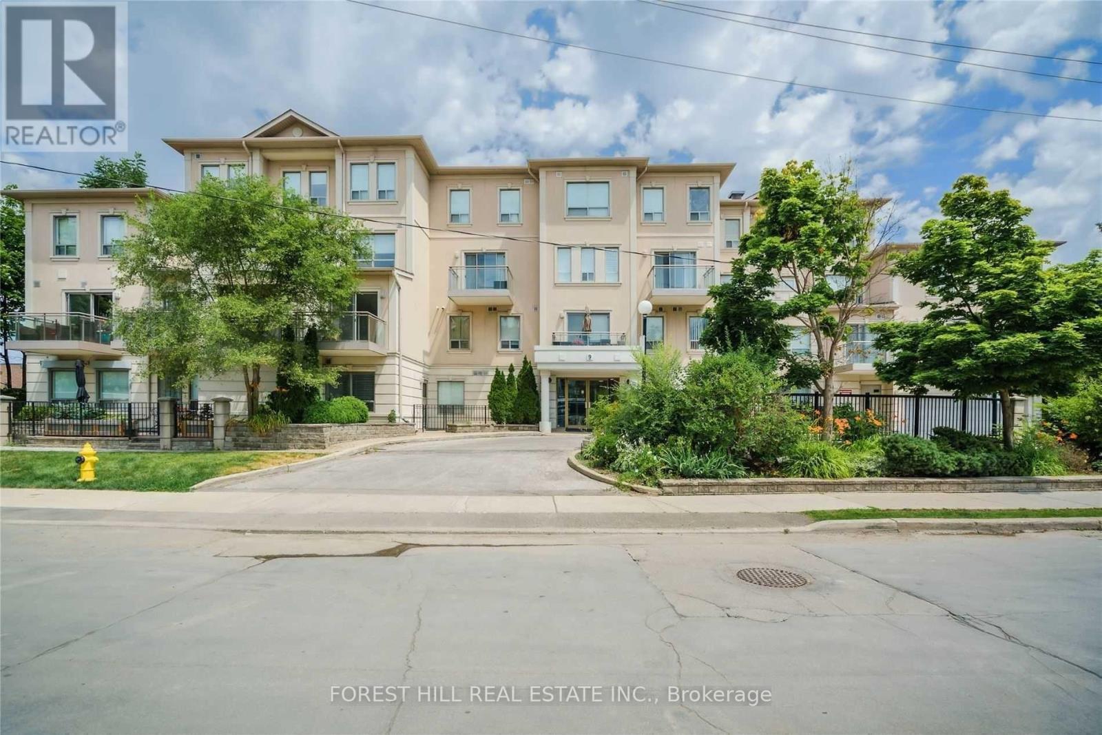 #103 9 GREENBRIAR ROAD - 1