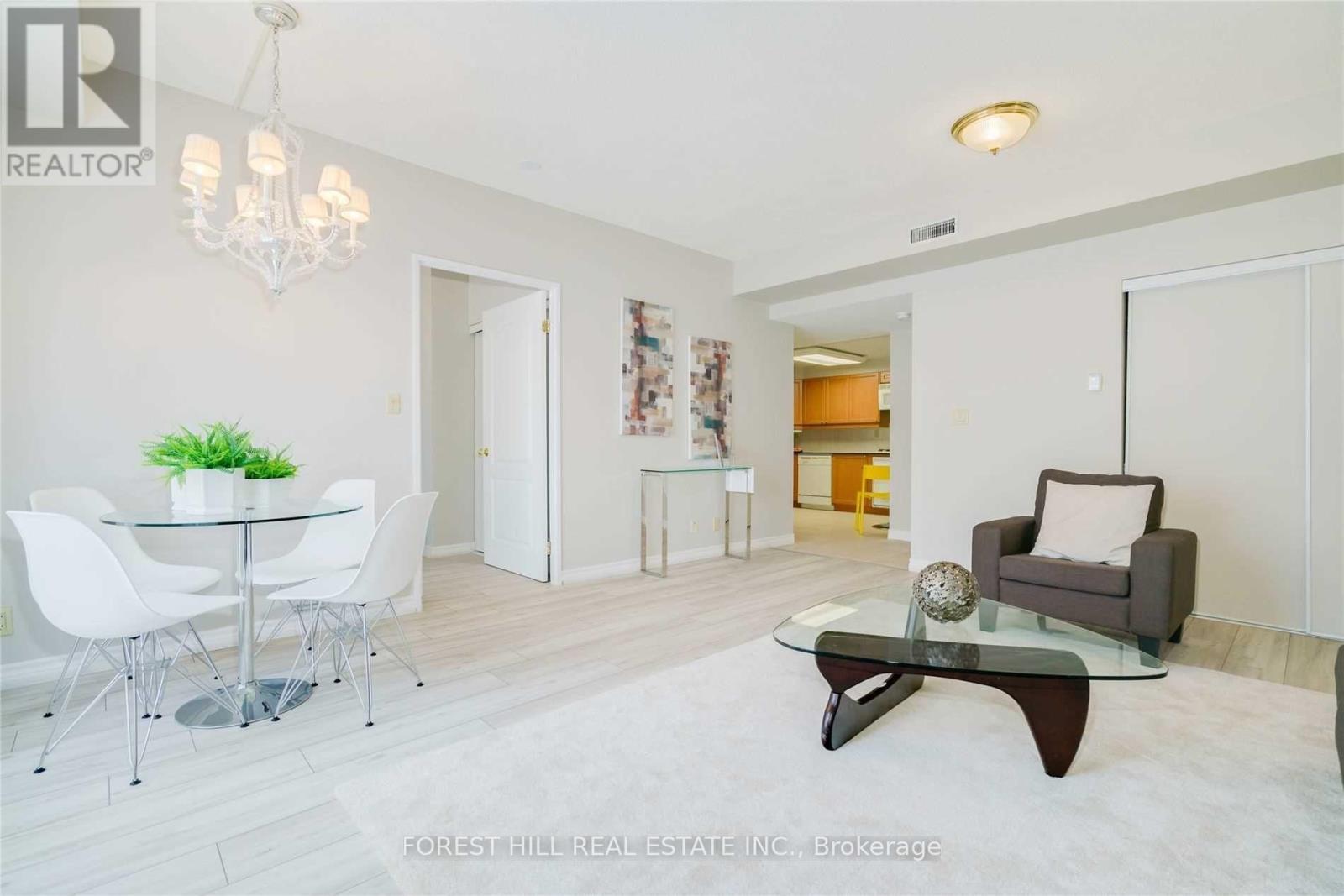 #103 9 GREENBRIAR ROAD - 6