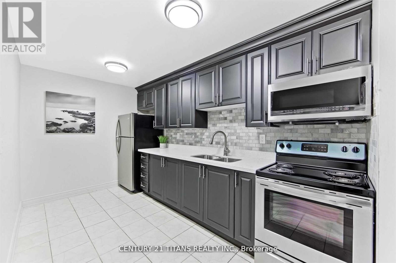 ##510 4064 LAWRENCE AVENUE E - 4