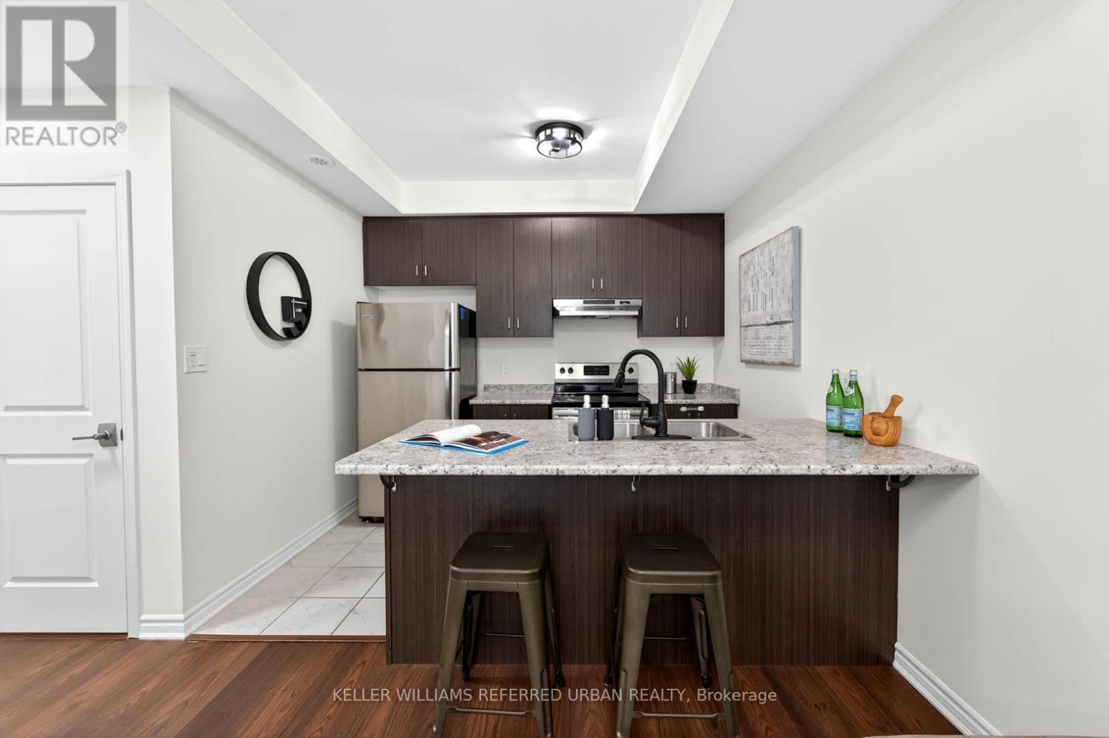 #19 25 HERON PARK PLACE - 14