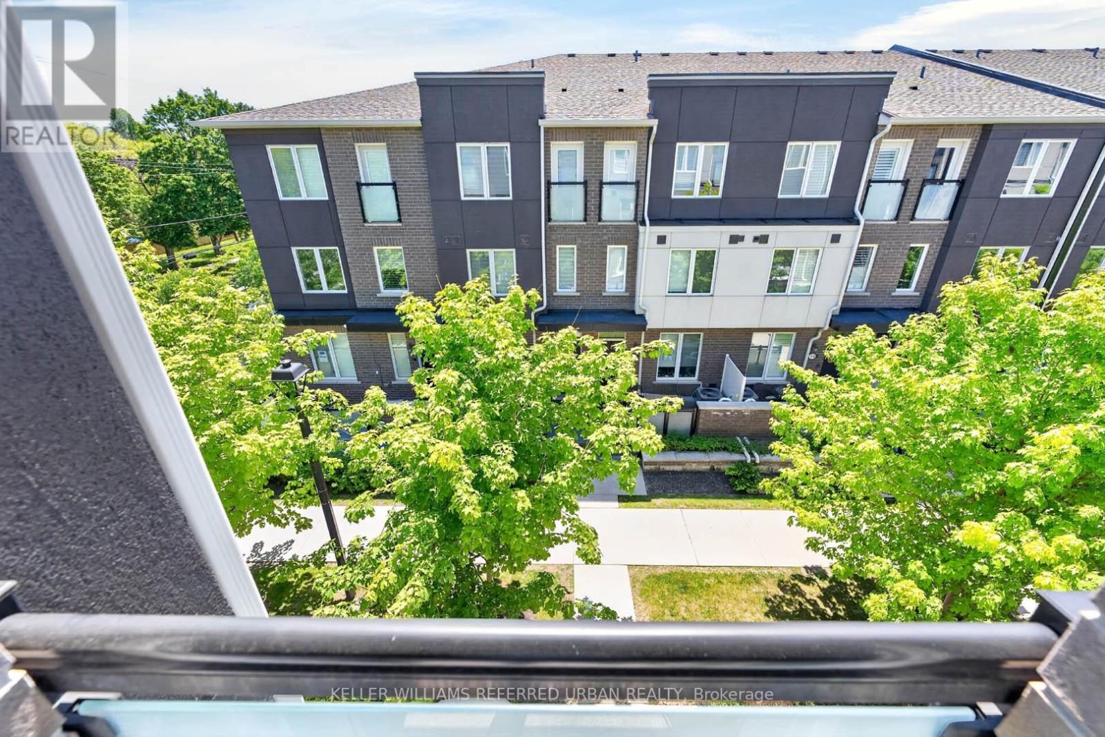 #19 25 HERON PARK PLACE - 25