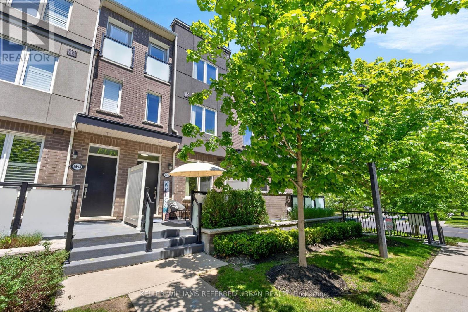 #19 25 HERON PARK PLACE - 3