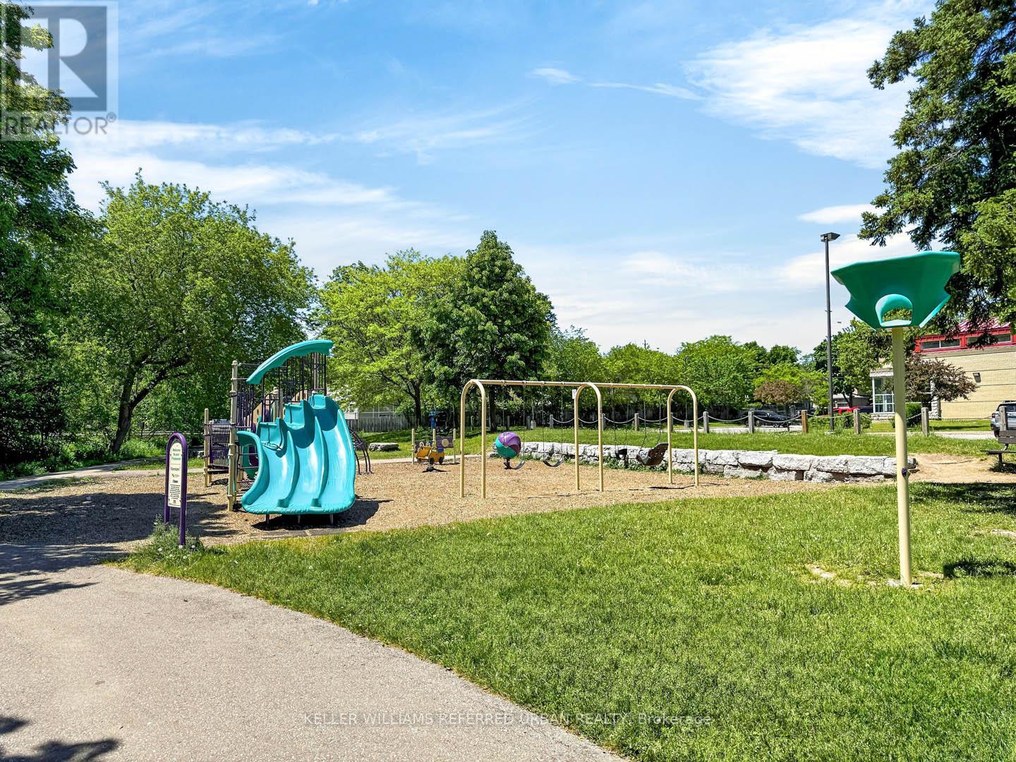 #19 25 HERON PARK PLACE - 36
