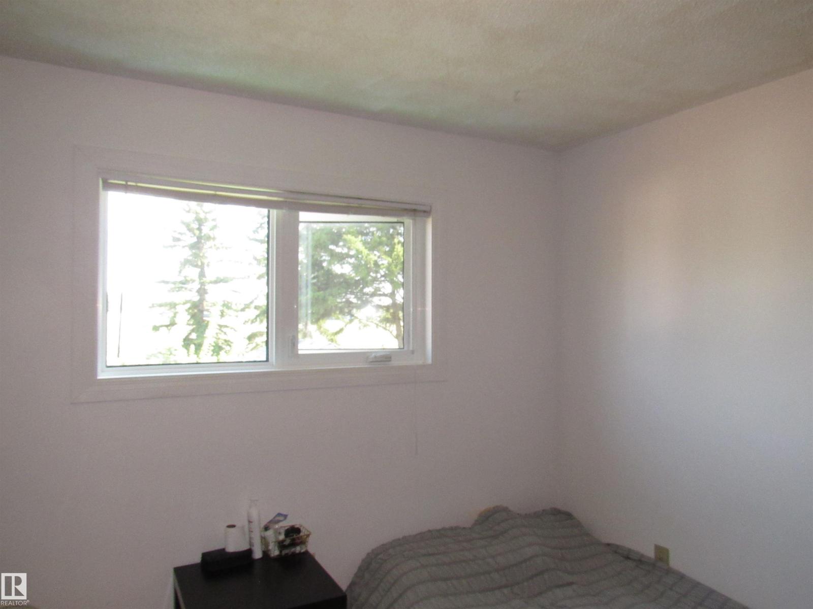 2025 108 ST NW - 16