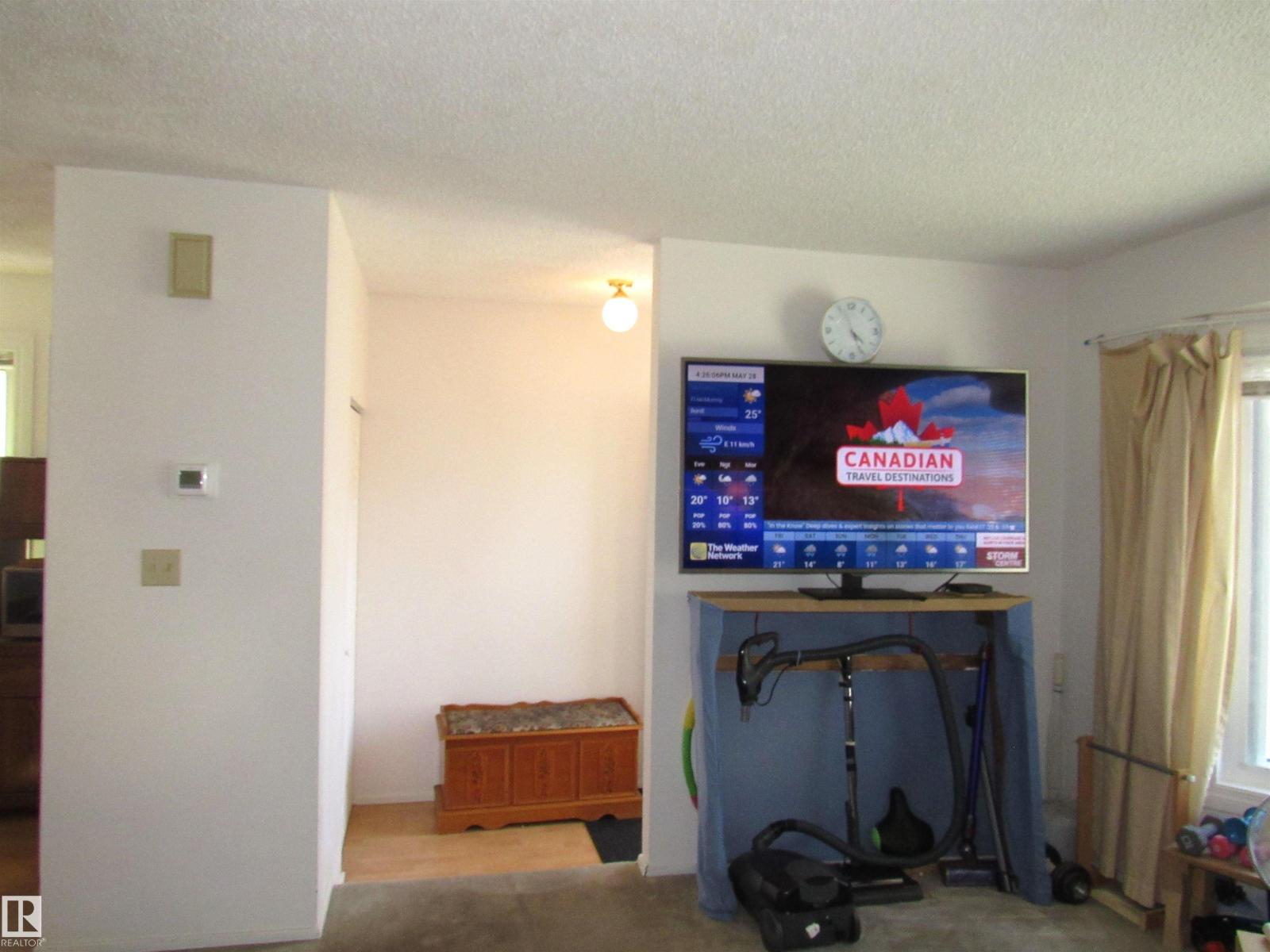 2025 108 ST NW - 8