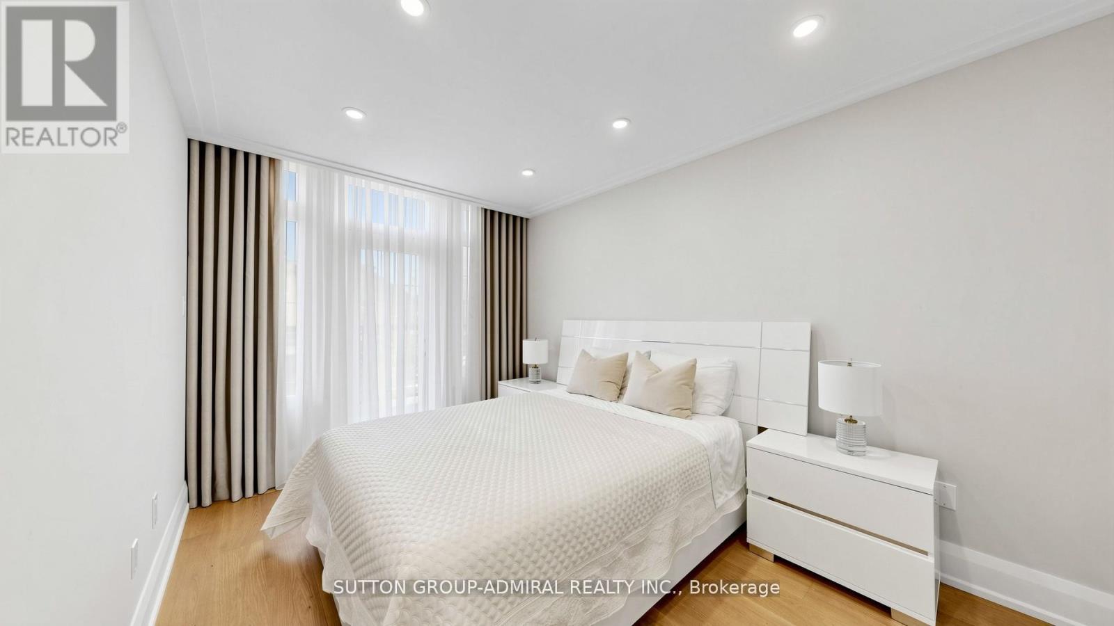 27 ASNER AVENUE - 28