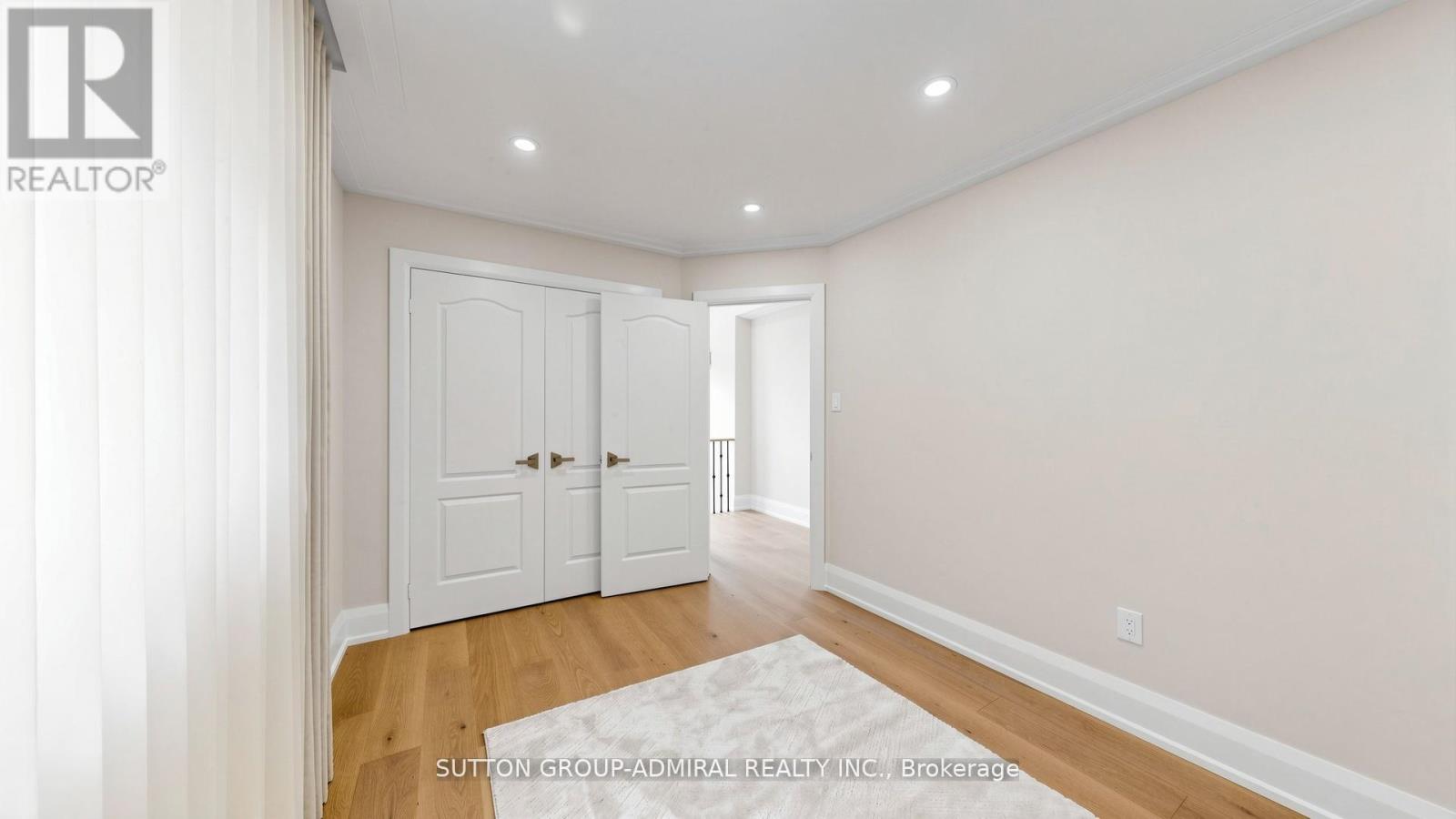 27 ASNER AVENUE - 32