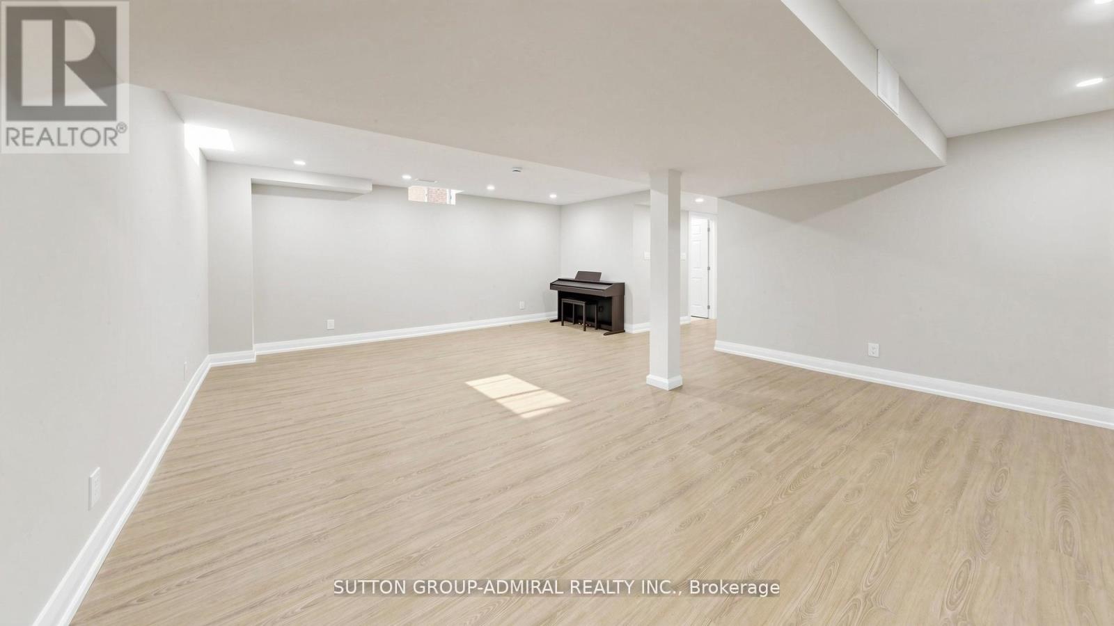 27 ASNER AVENUE - 35