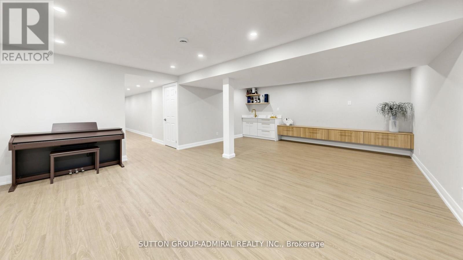 27 ASNER AVENUE - 36