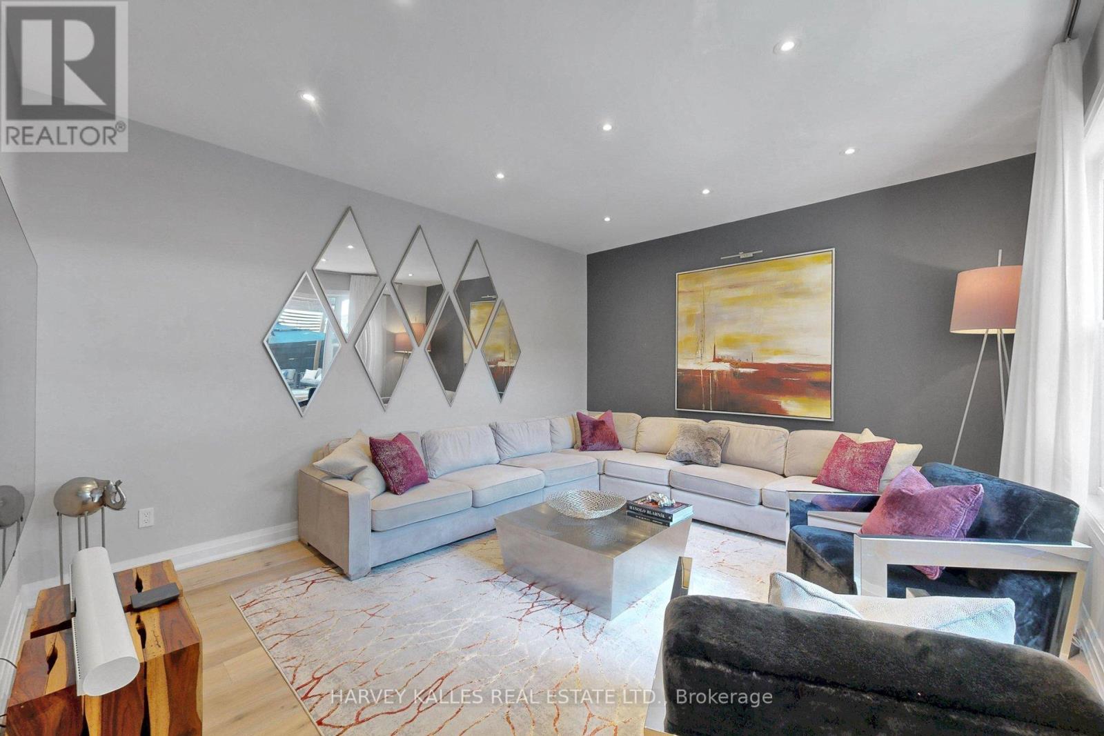 21 KELLAM STREET - 19