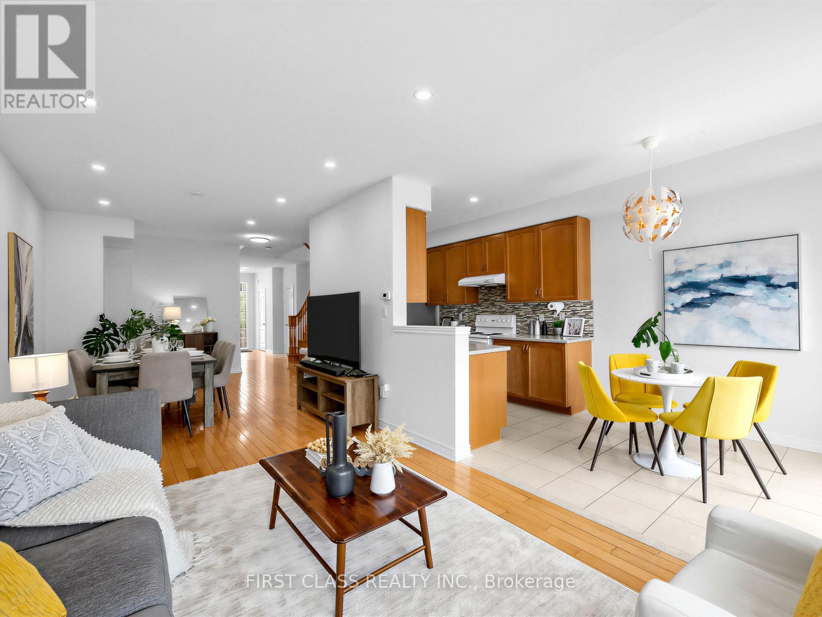 #36 8 TOWNWOOD DRIVE - 12