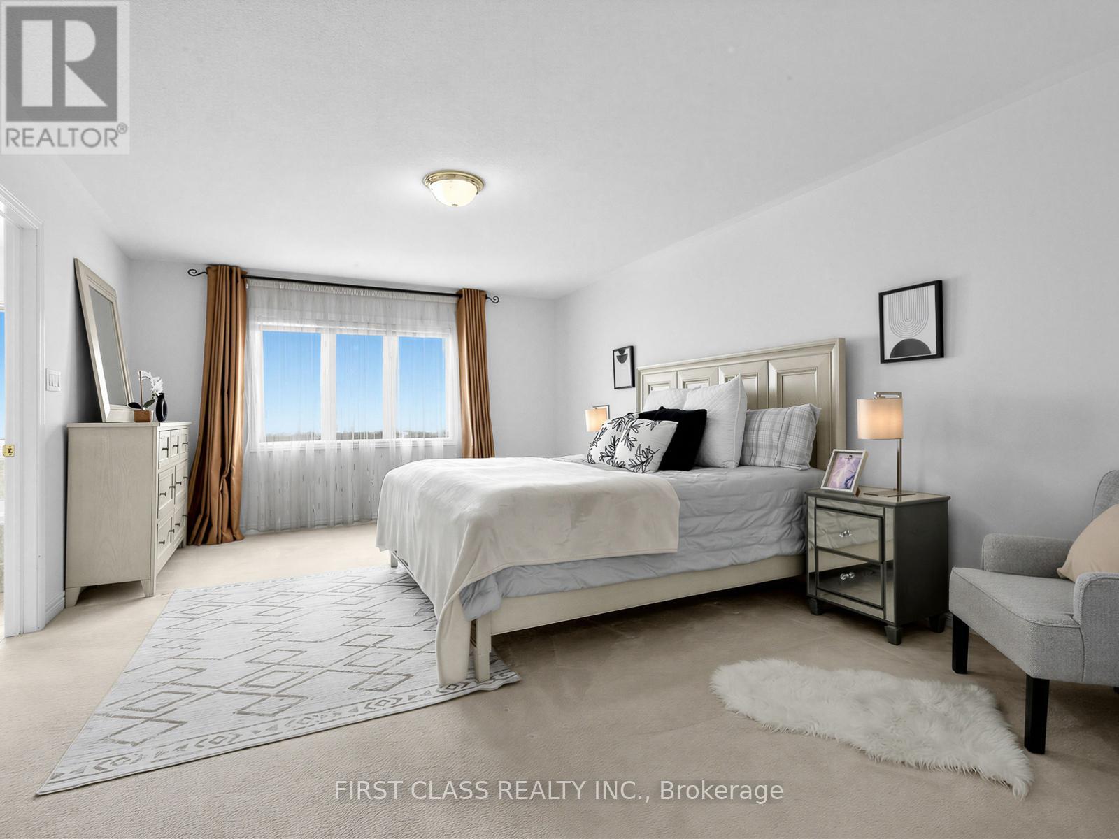 #36 8 TOWNWOOD DRIVE - 16