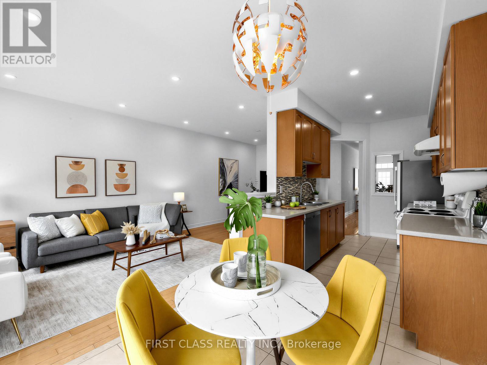 #36 8 TOWNWOOD DRIVE - 21