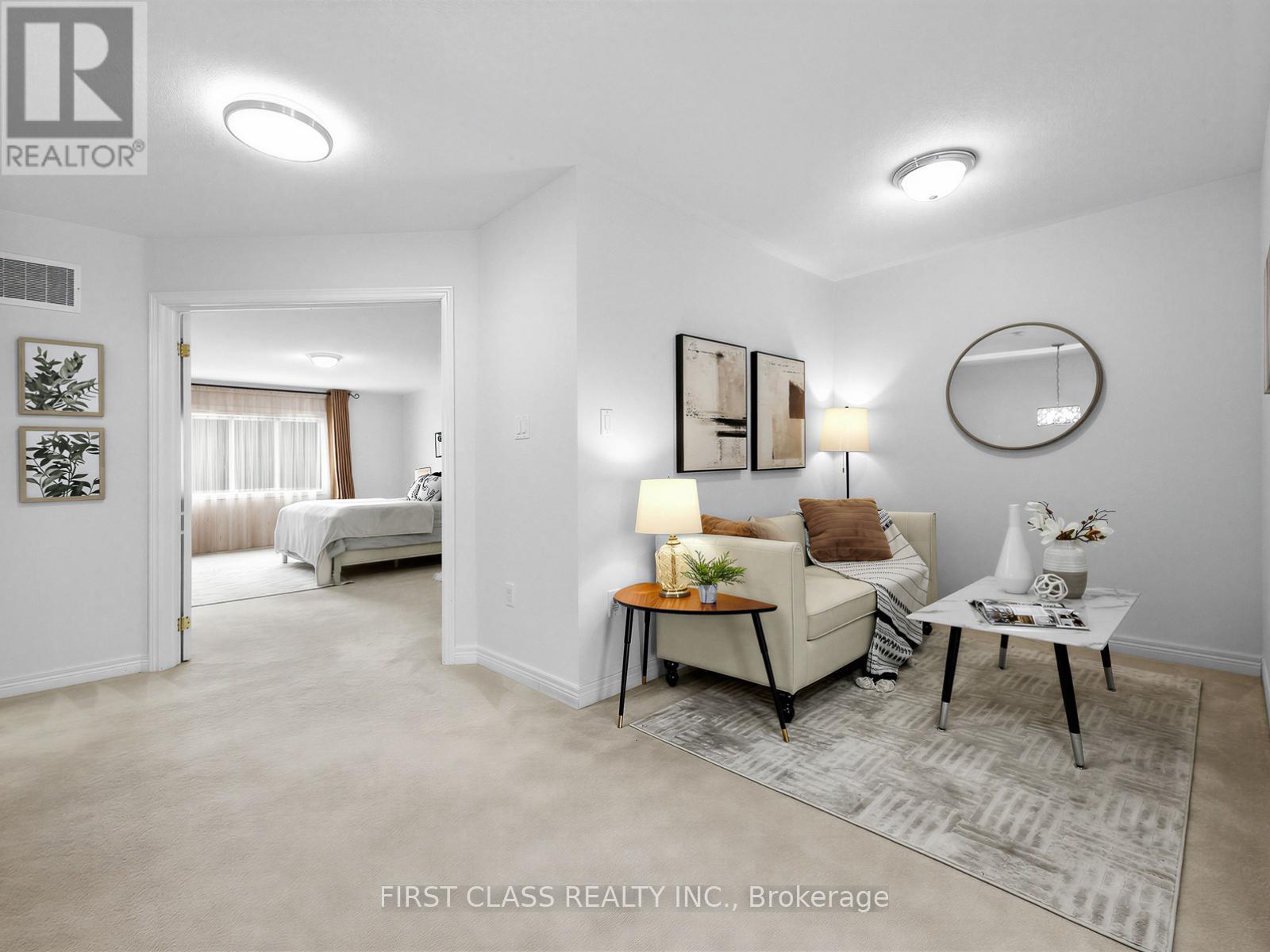 #36 8 TOWNWOOD DRIVE - 25
