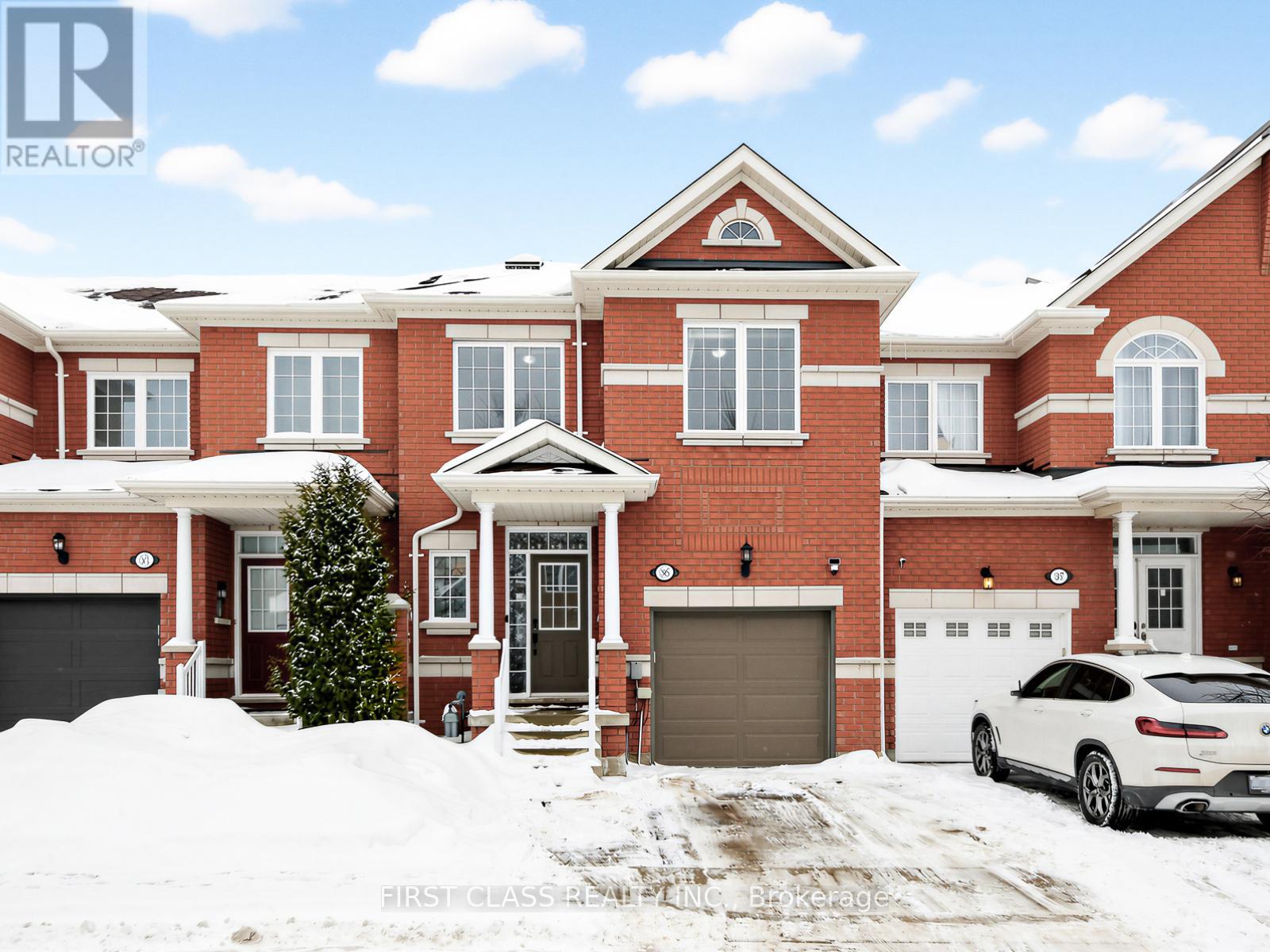 #36 8 TOWNWOOD DRIVE - 34