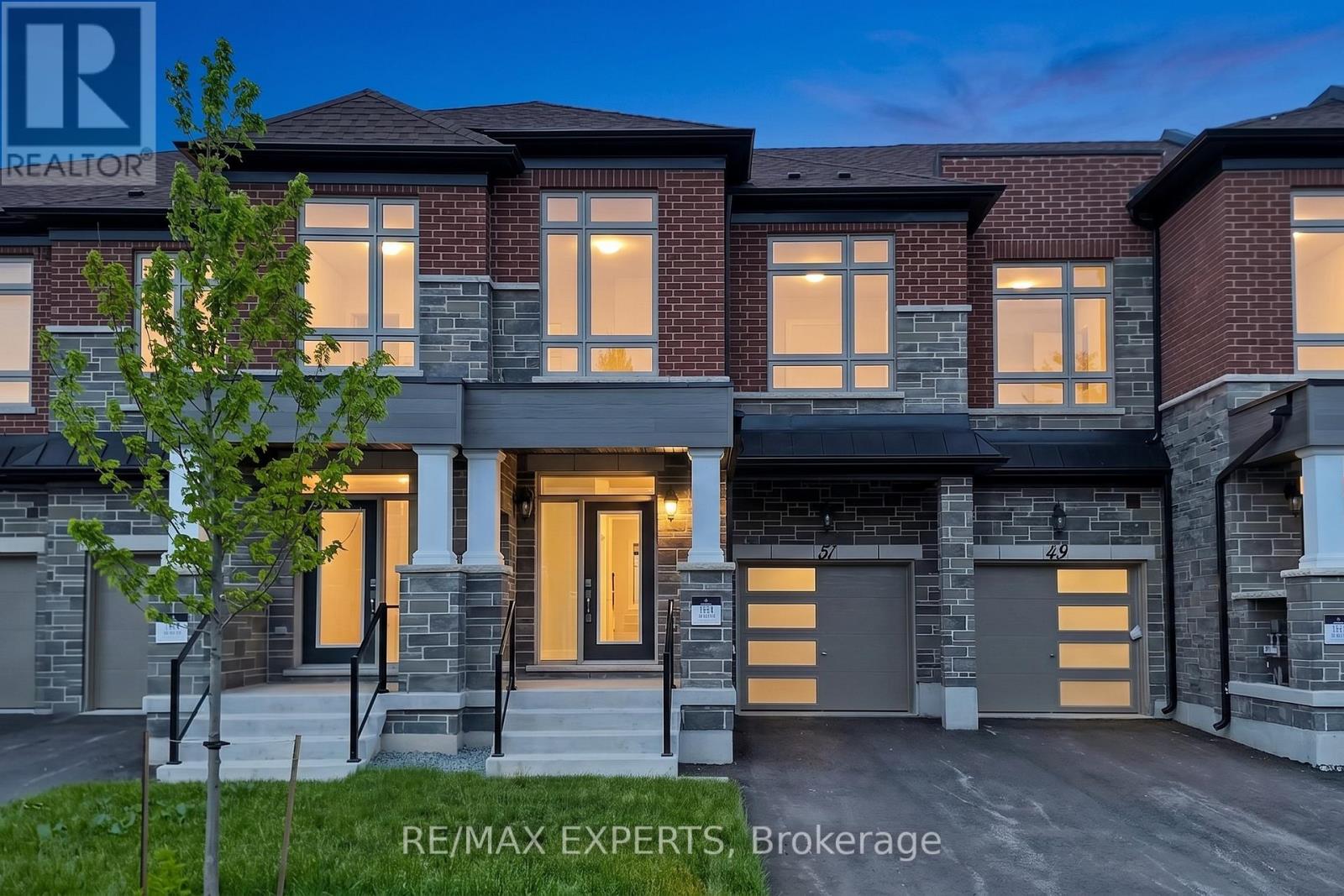 51 SCHMELTZER CRESCENT - 1
