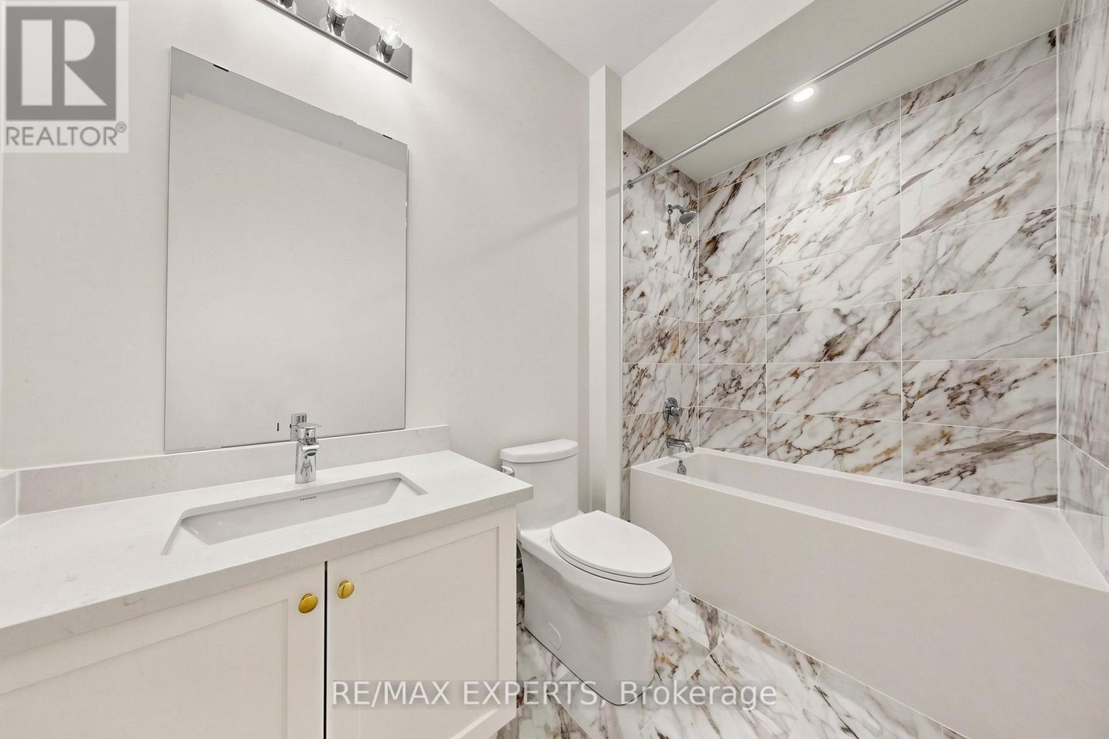 51 SCHMELTZER CRESCENT - 13