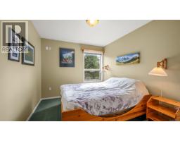 Bedroom - 301 1380 Henry Rd, Courtenay, BC V9J1L0 Photo 11