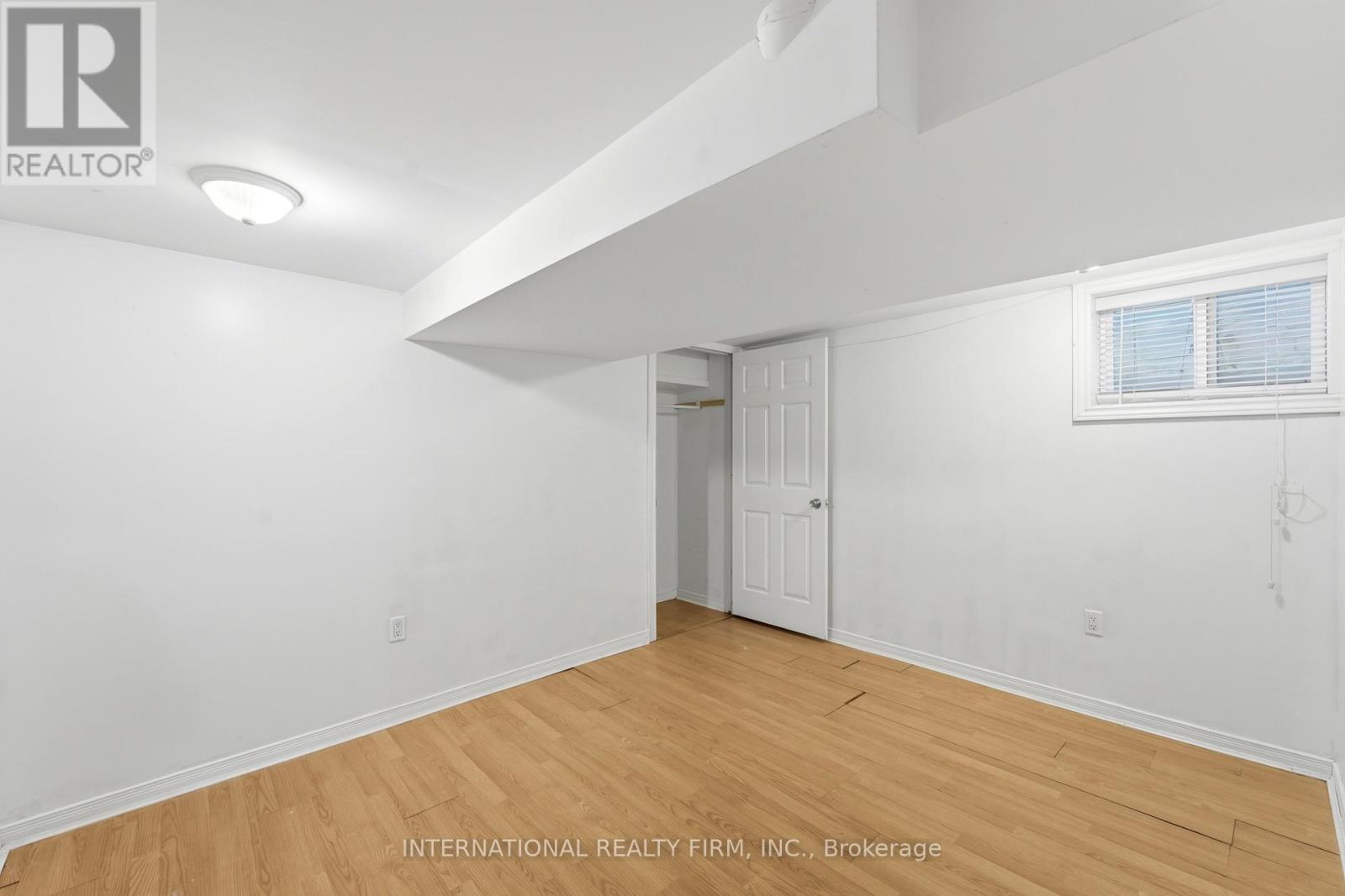 1213 ERINDALE DRIVE - 24