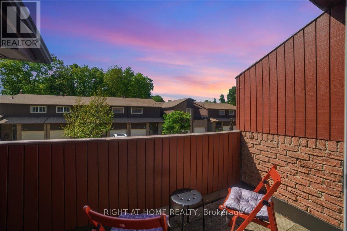 #38 2301 CAVENDISH DRIVE - 46