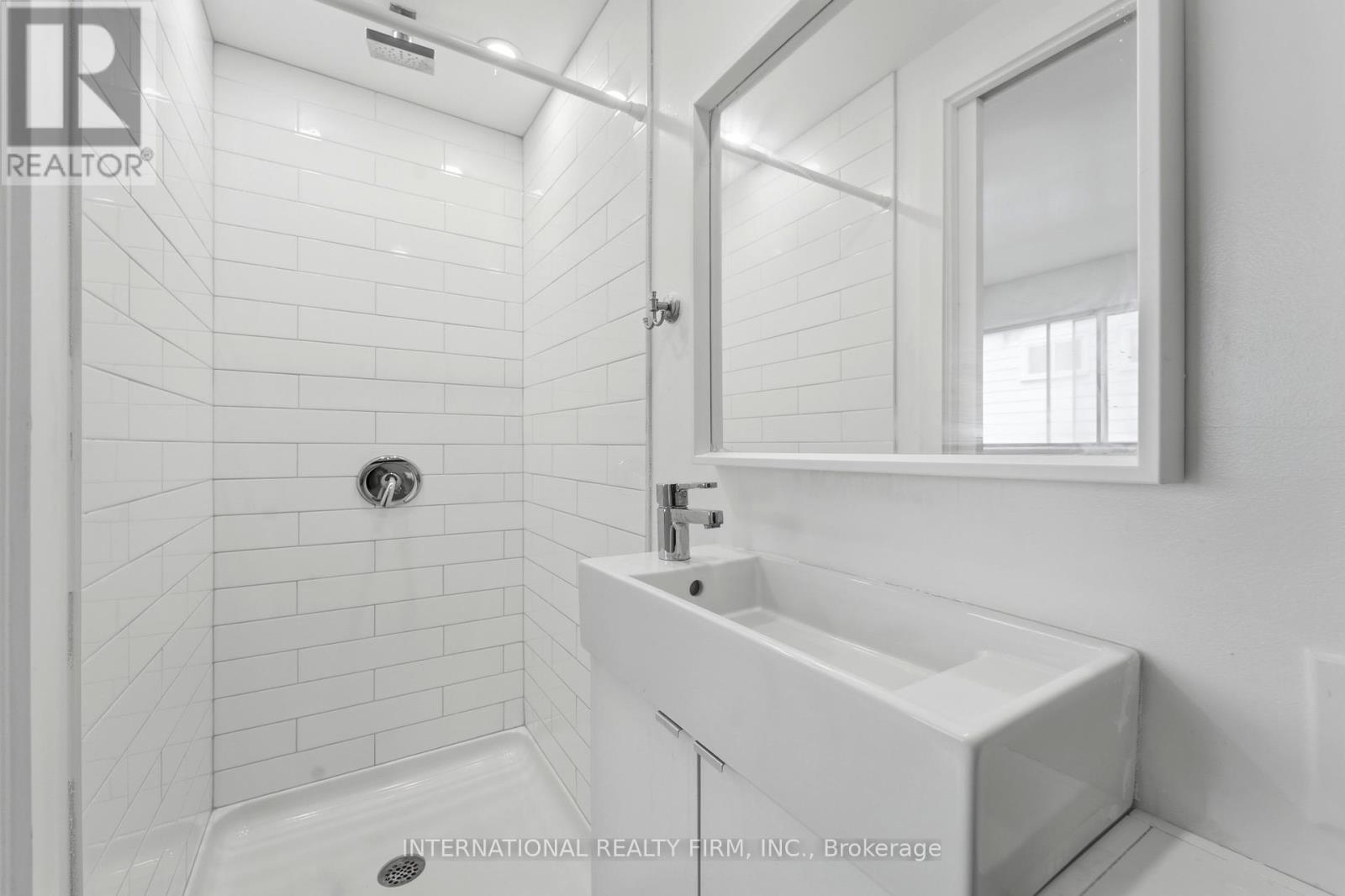 1213 ERINDALE DRIVE - 19