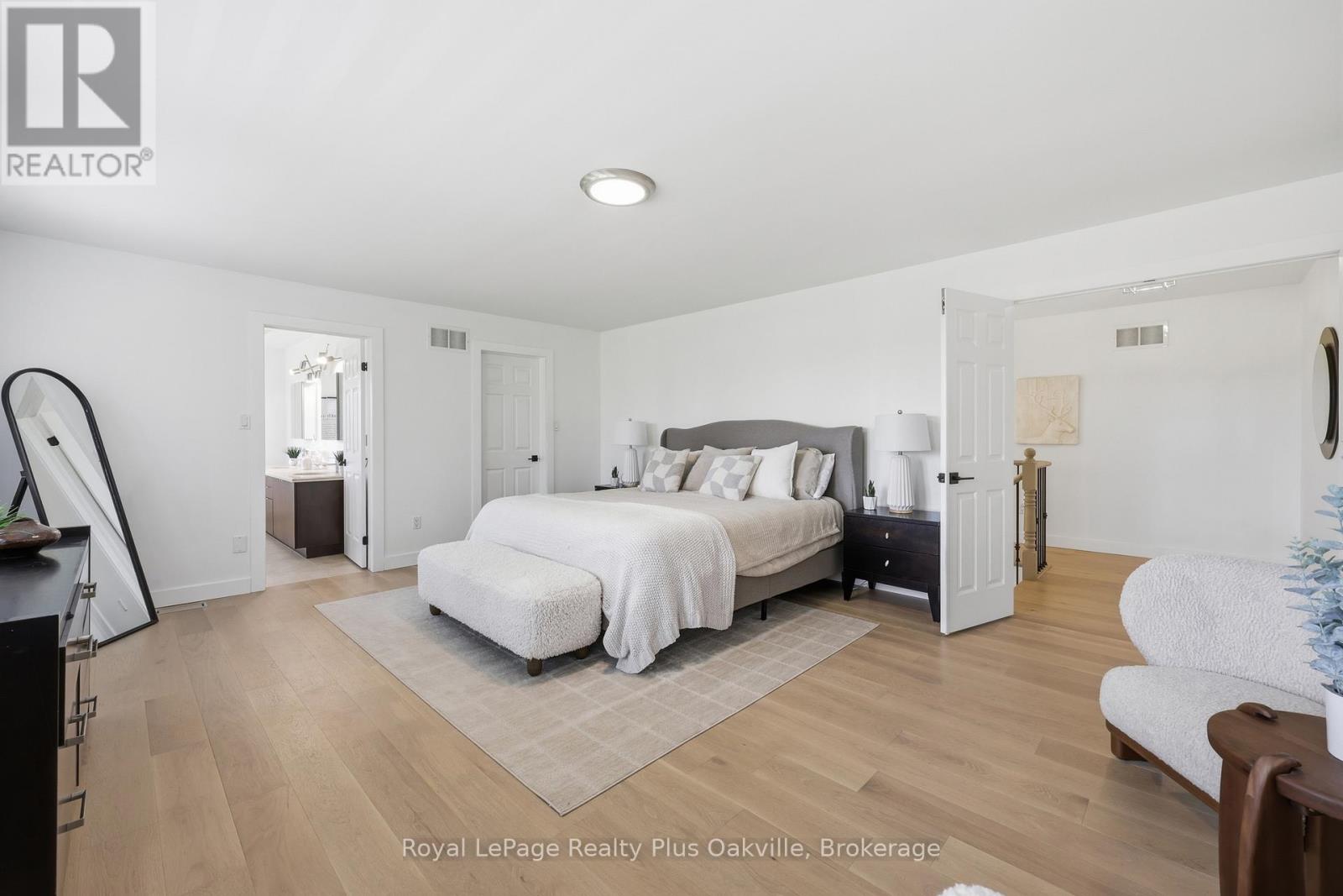 2363 YOLANDA DRIVE - Image 22