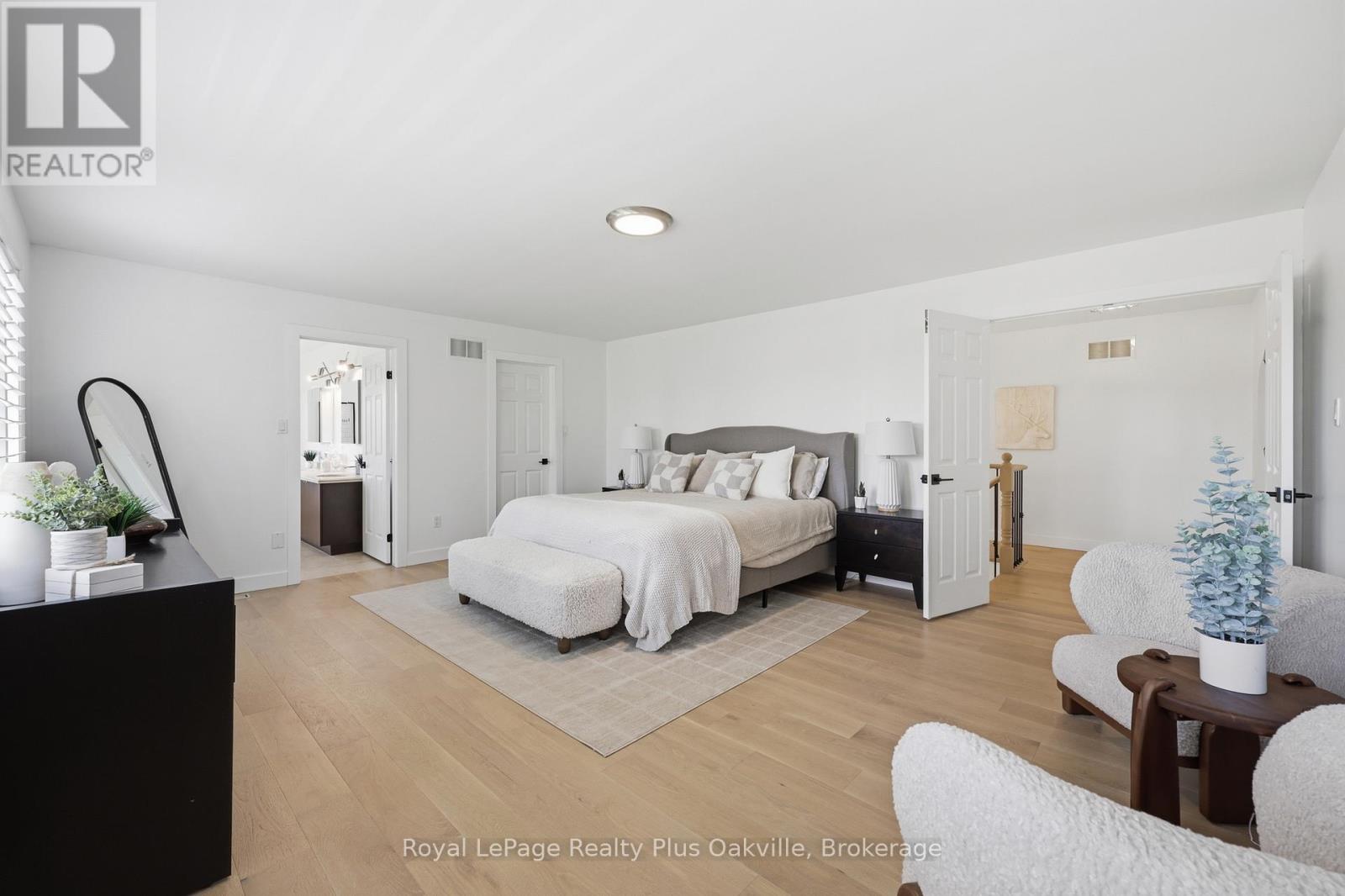 2363 YOLANDA DRIVE - Image 25