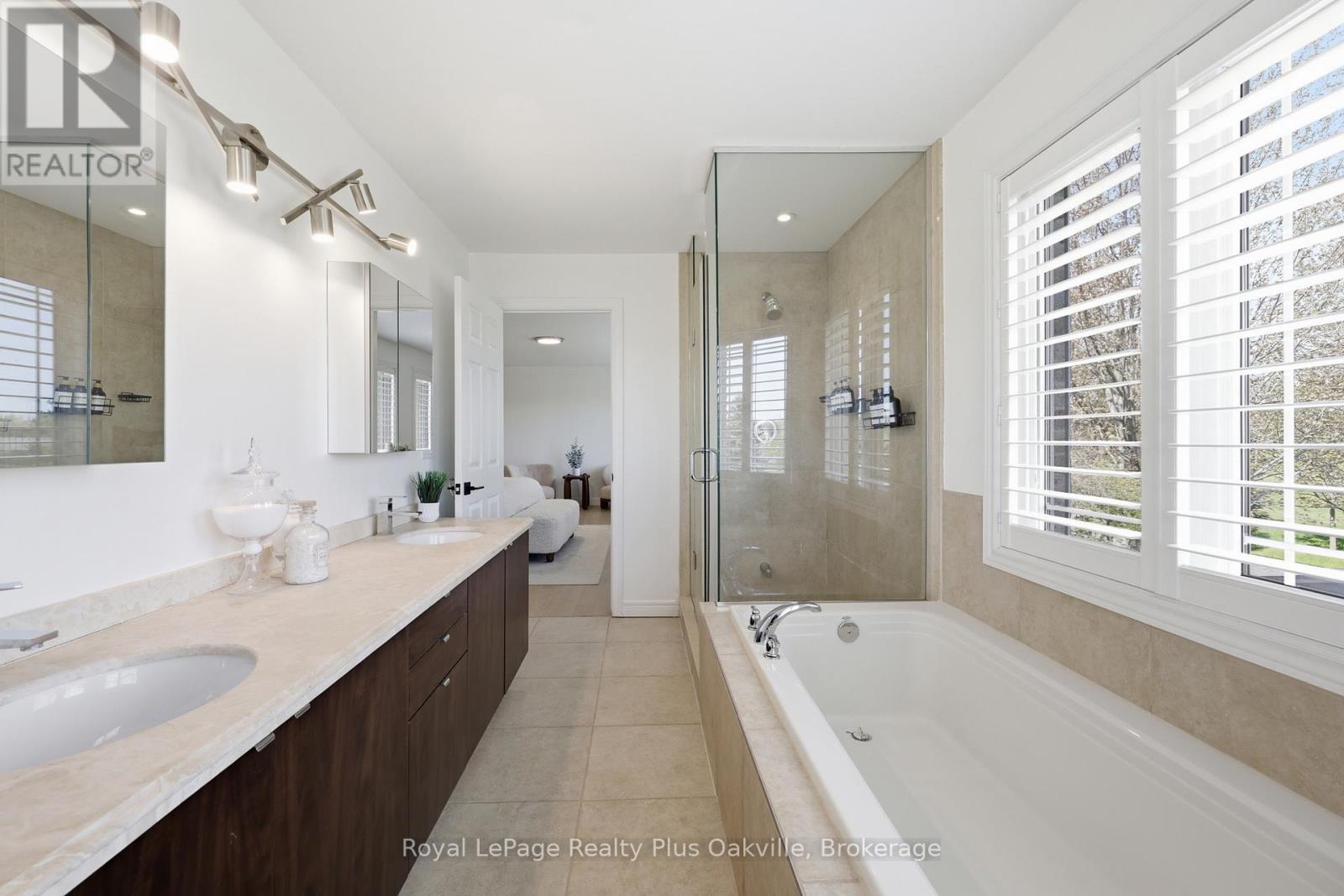 2363 YOLANDA DRIVE - Image 27