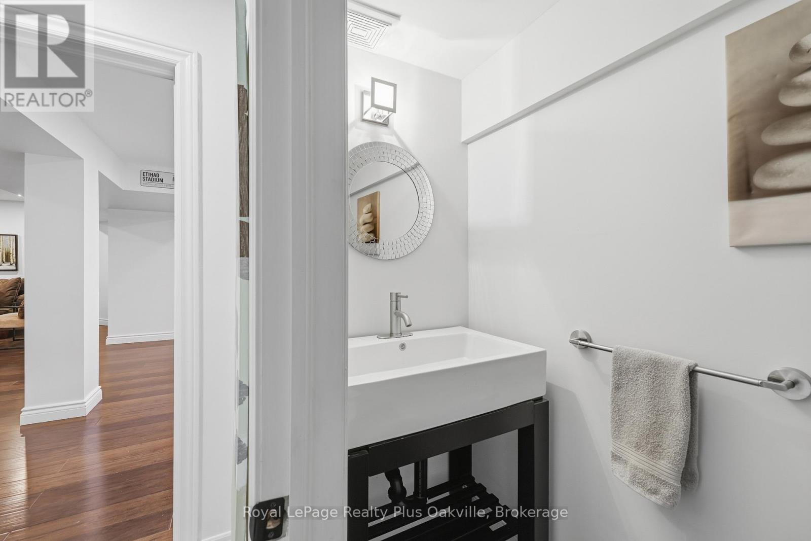 2363 YOLANDA DRIVE - Image 37