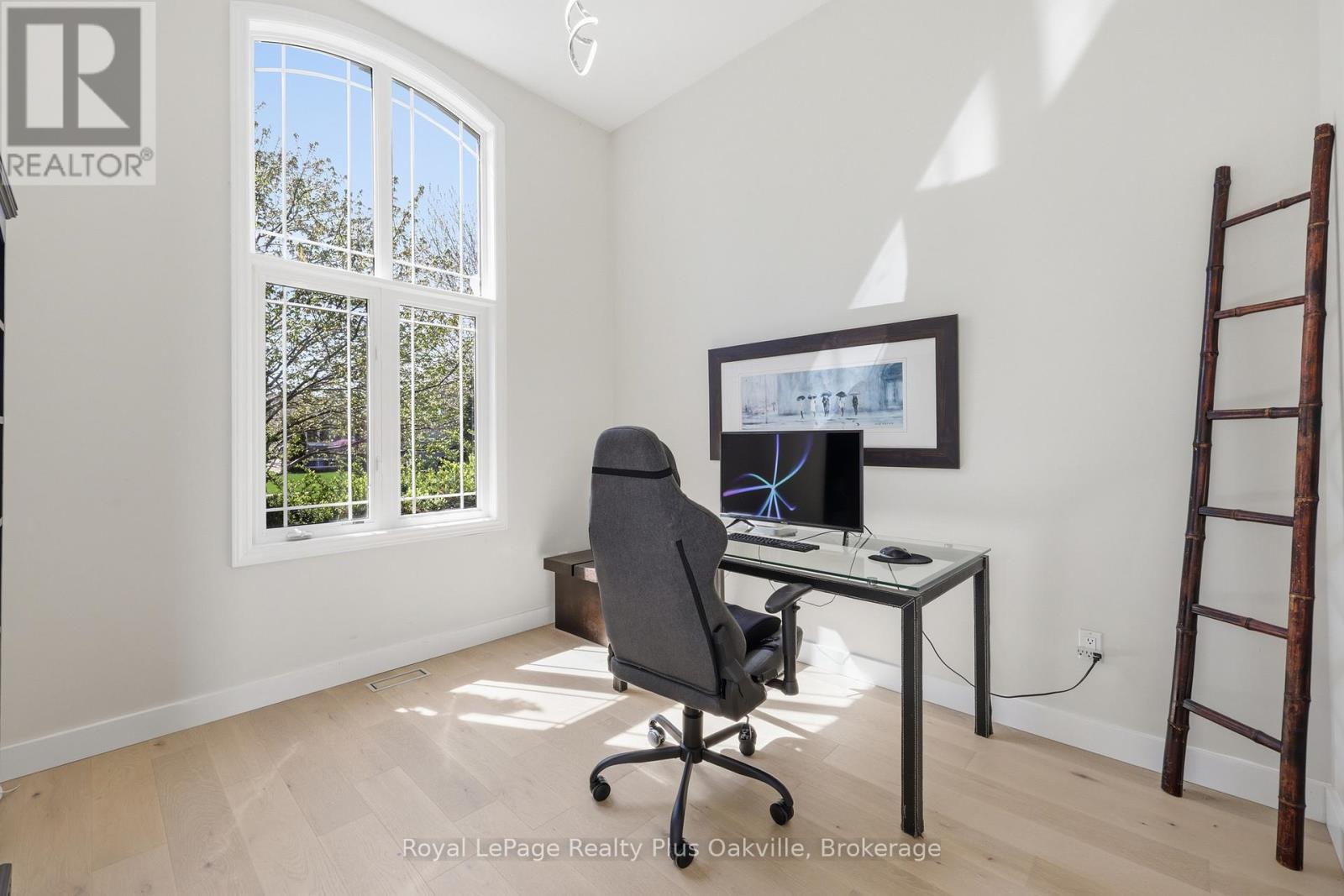 2363 YOLANDA DRIVE - Image 6