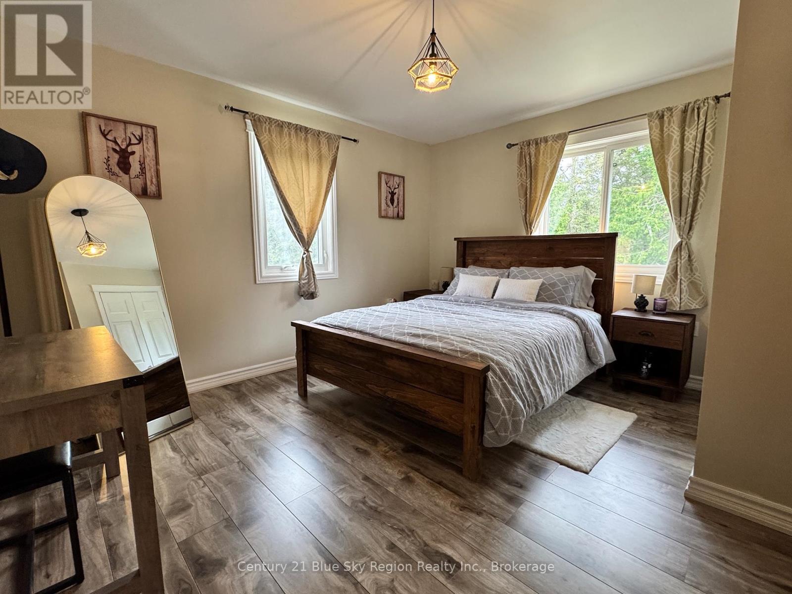2161 PAPINEAU ROAD - 12