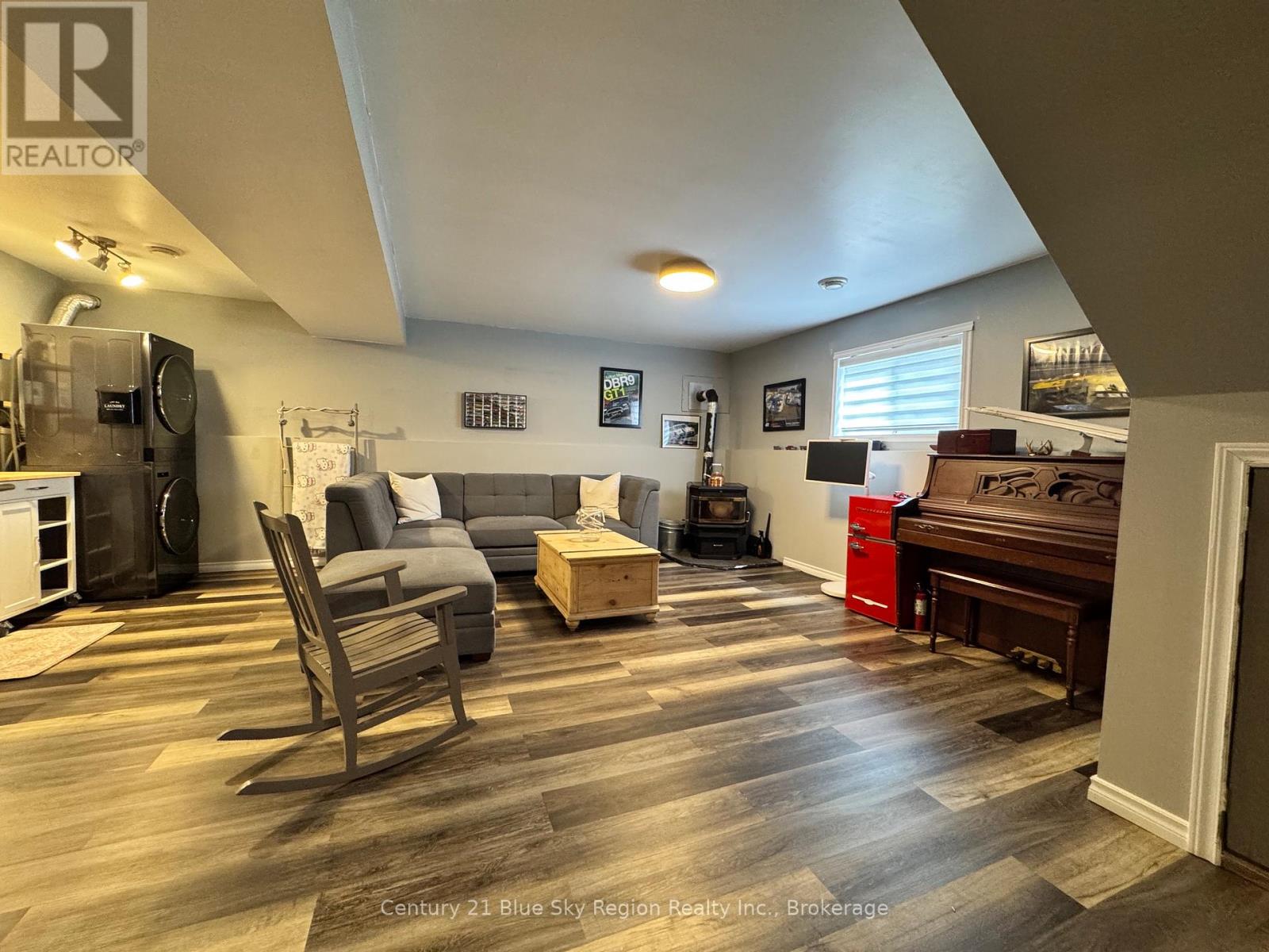 2161 PAPINEAU ROAD - 17