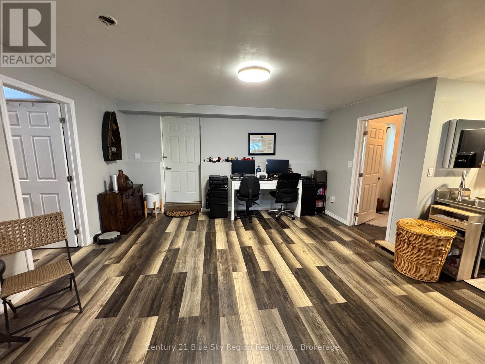 2161 PAPINEAU ROAD - 20