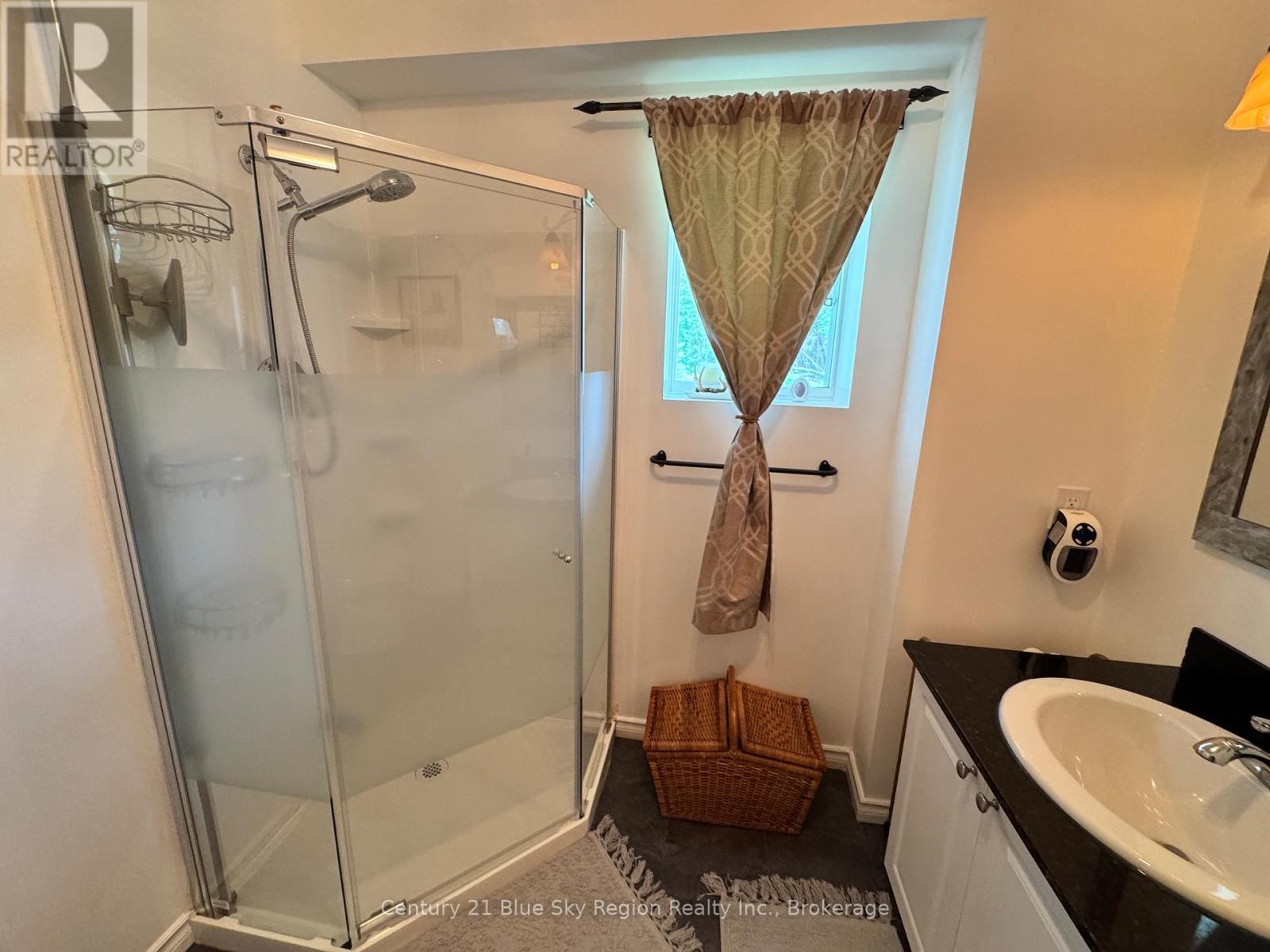 2161 PAPINEAU ROAD - 22