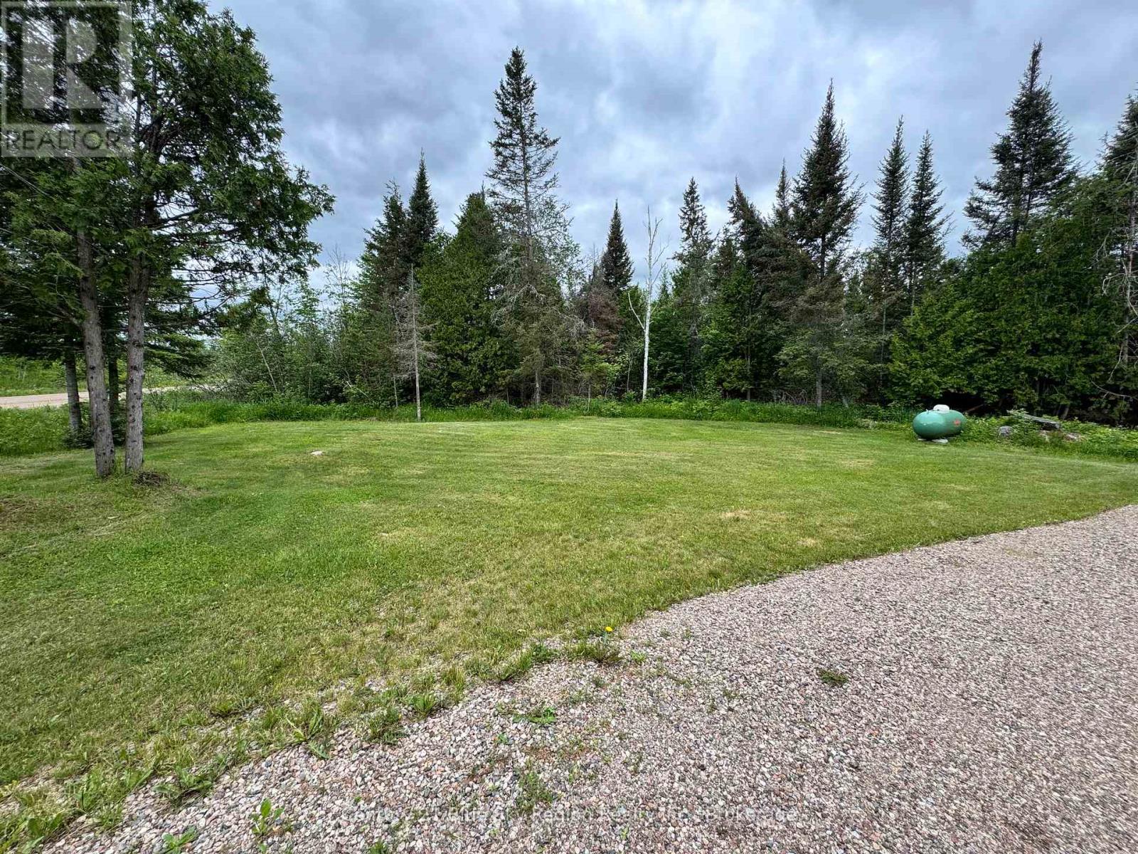 2161 PAPINEAU ROAD - 27
