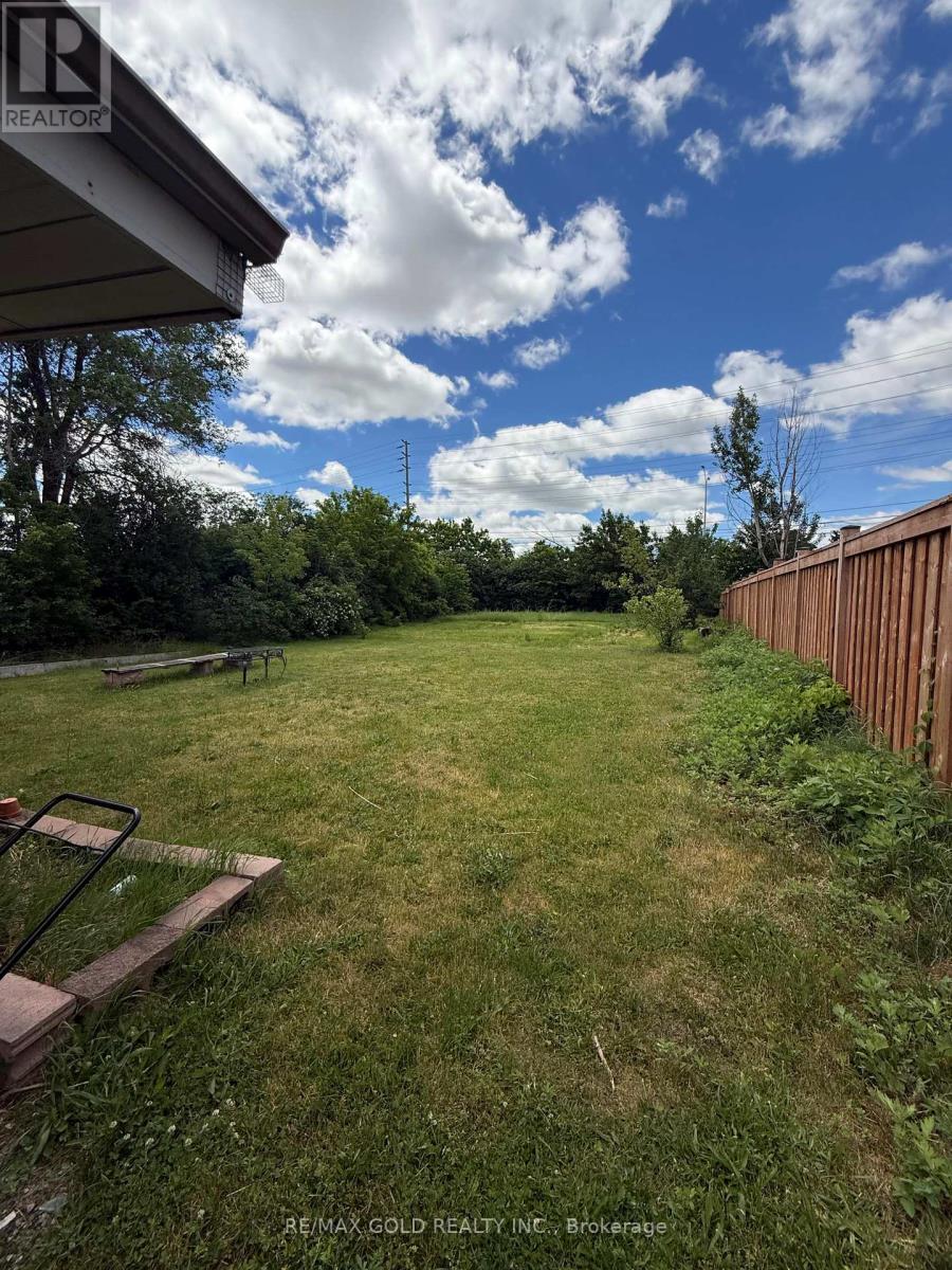 7530 REDSTONE ROAD - 4