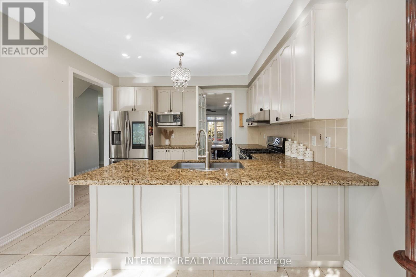 6 CONSTANCE STREET - 16