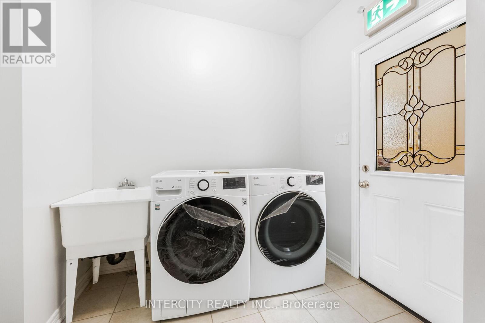 6 CONSTANCE STREET - 23