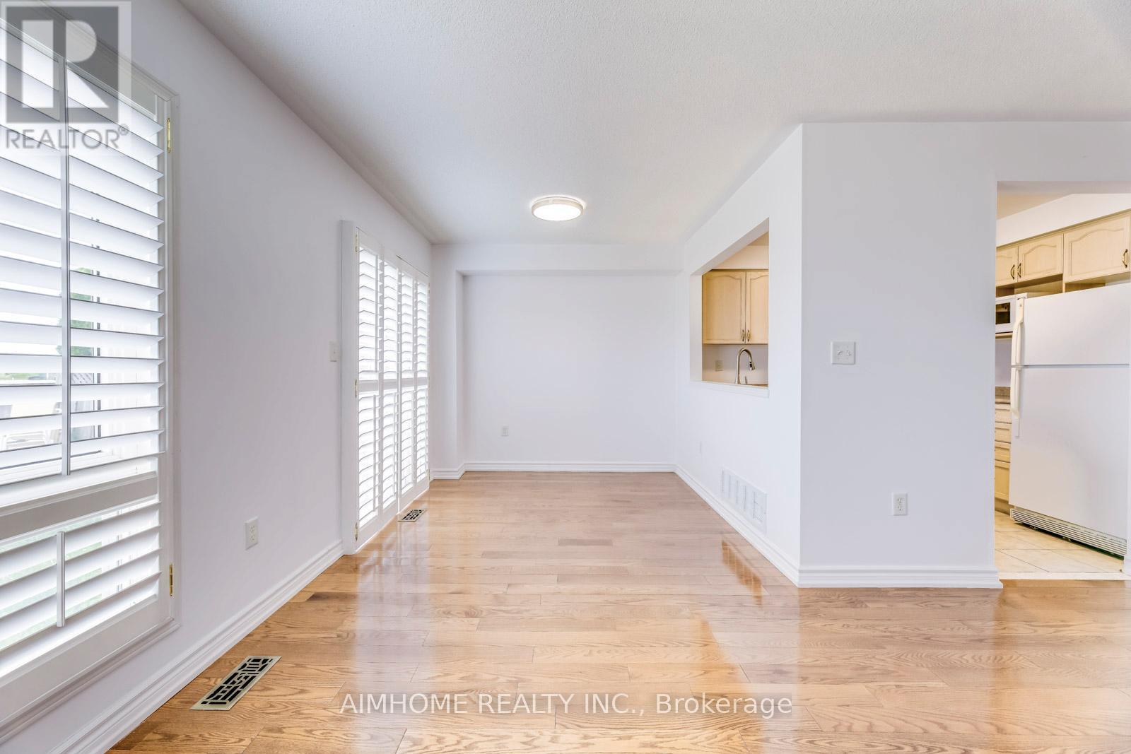 340 KITTRIDGE ROAD - 19