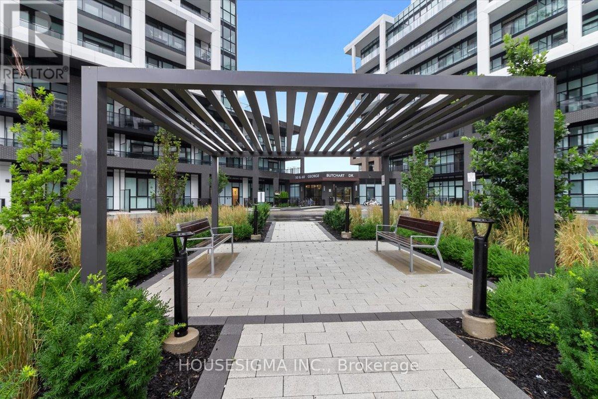 #1006 50 GEORGE BUTCHART DRIVE - 3