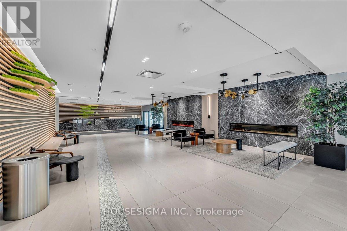 #1006 50 GEORGE BUTCHART DRIVE - 6